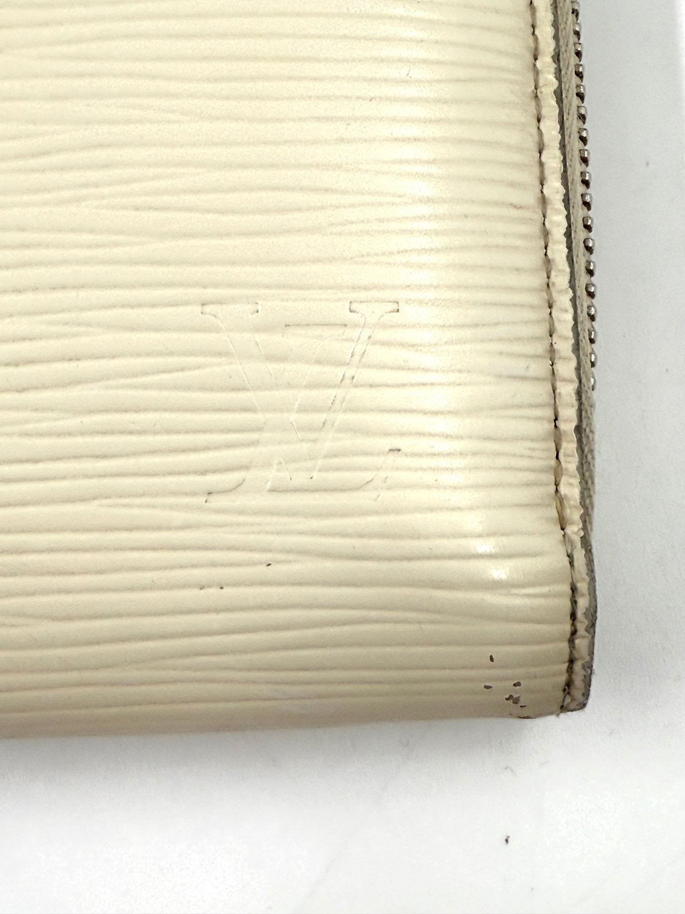 LOUIS VUITTON Zippy Epi ivory - Clutch & Macarons - CA3112 - Clutch & Macarons -