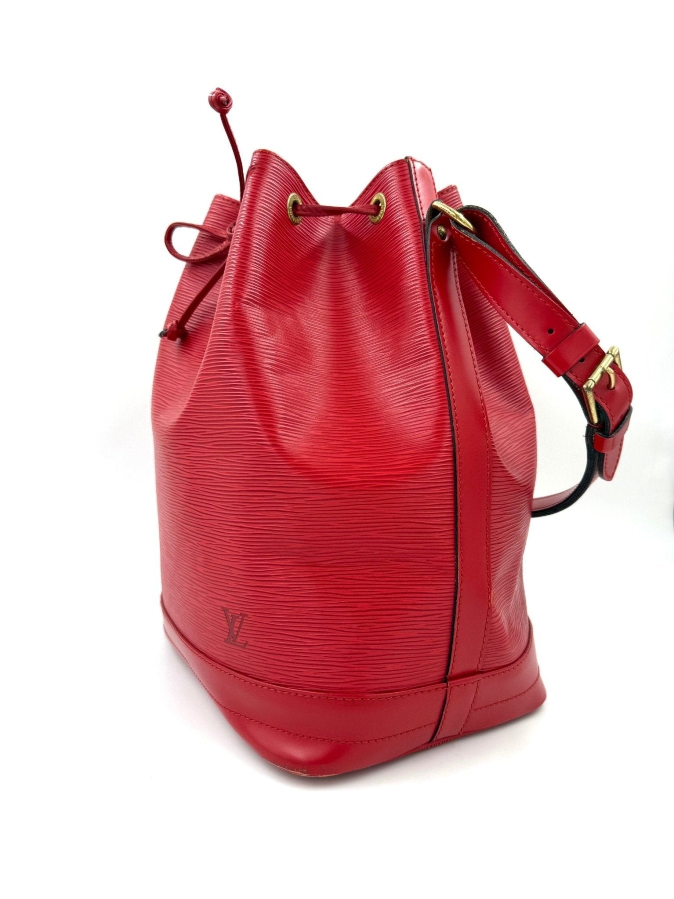 LOUIS VUITTON Sac Noe grande Epi rouge - Clutch & Macarons - AR0995 - Clutch & Macarons -