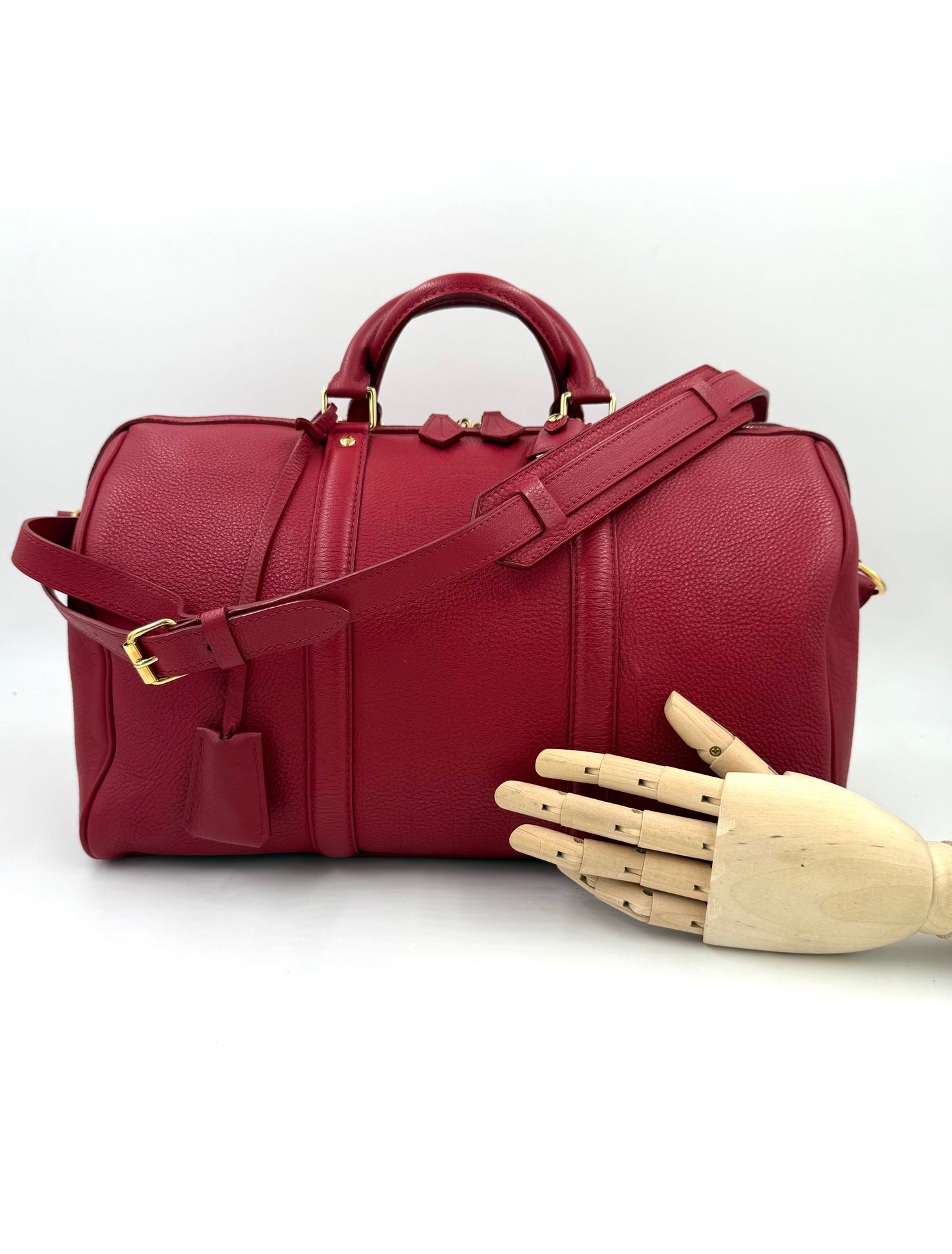 LOUIS VUITTON Sofia Coppola rouge aus genarbtem Kalbsleder mit verstellbarem Schulterriemen, elegante Second Hand Tasche.