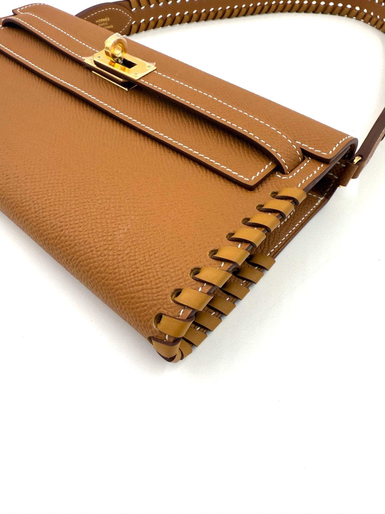 HERMÈS Kelly to Go Tressage Epsom Gold - Clutch & Macarons - W - Clutch & Macarons -