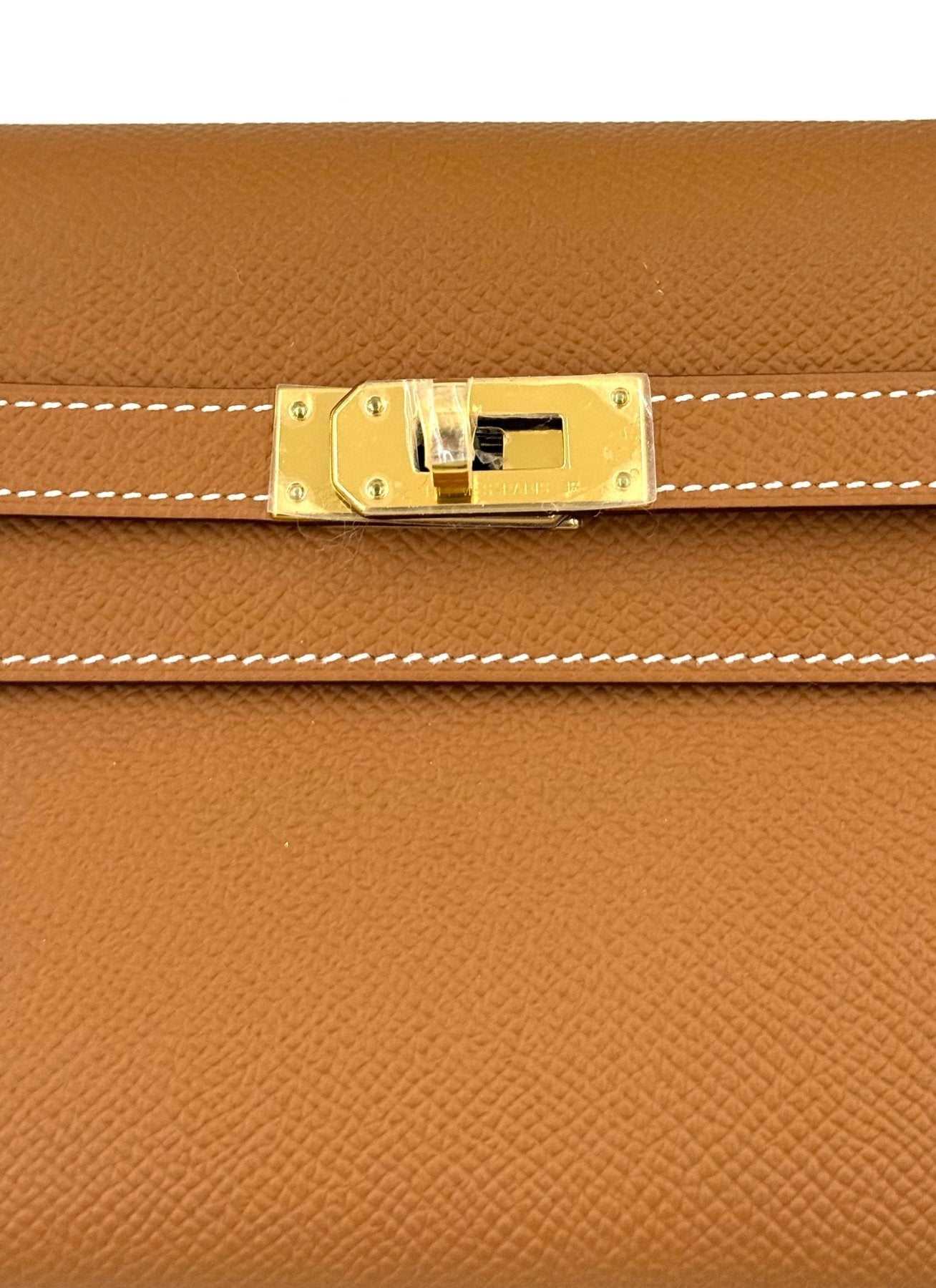 HERMÈS Kelly to Go Tressage Epsom Gold - Clutch & Macarons - W - Clutch & Macarons -