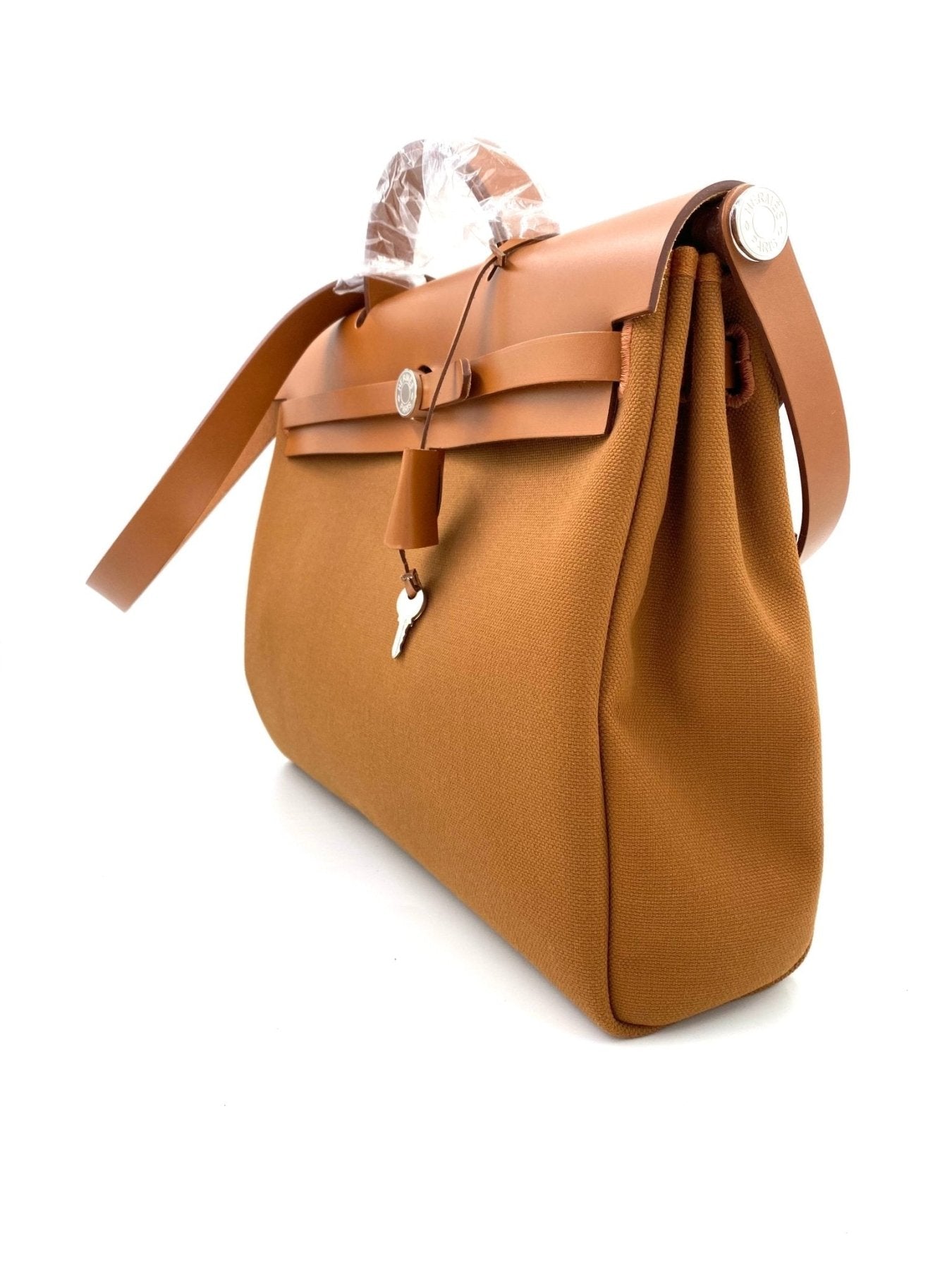 HERMES Herbag Messenger 39 in Fauve Leder und Stoff, neu verpackt mit Palladium-Hardware und verstellbarem Schulterriemen