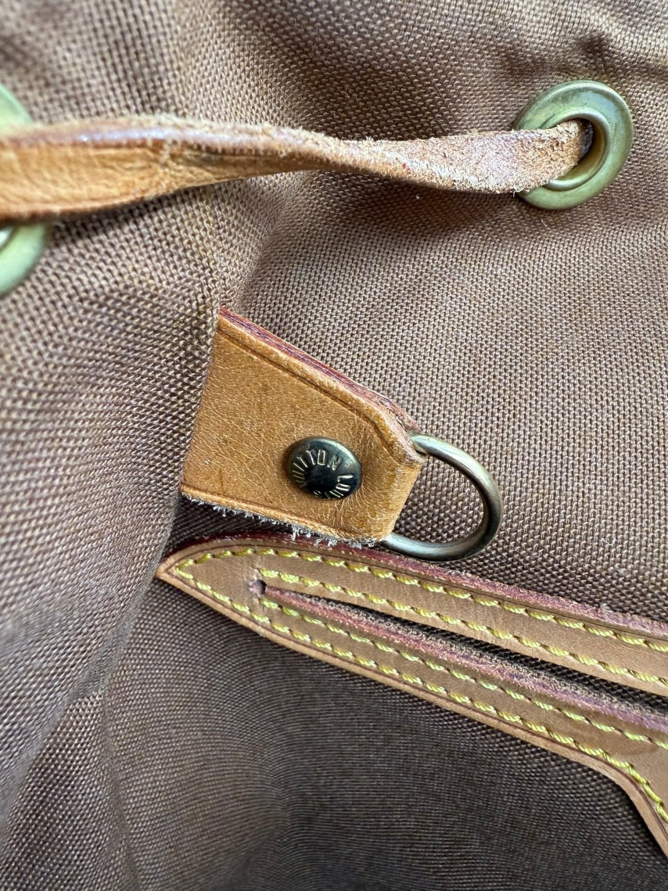 LOUIS VUITTON Montsouris GM Monogram Canvas - Clutch & Macarons - MI1924 - Clutch & Macarons -