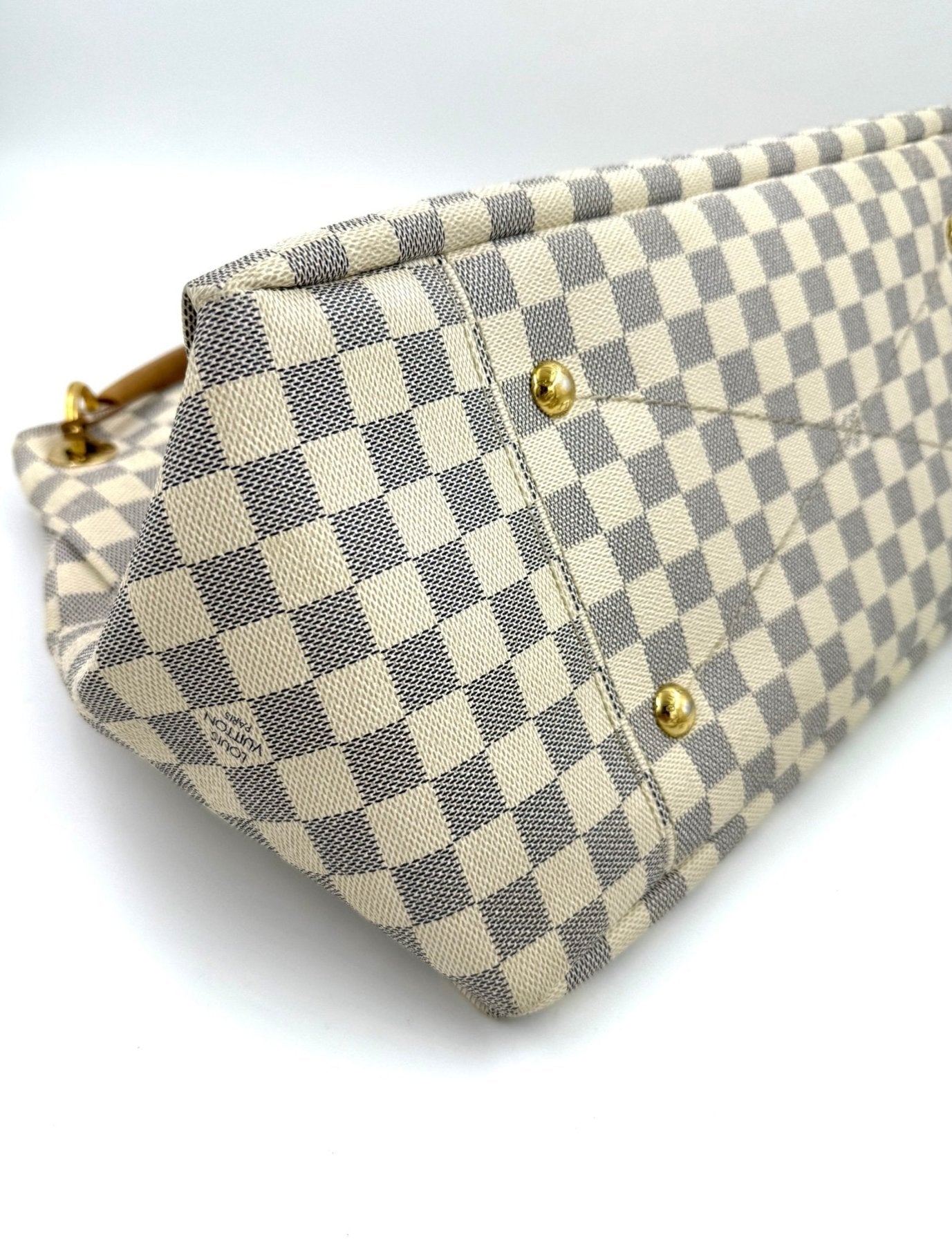 Louis Vuitton Artsy MM Damier Azur Handtasche in weiss-grauem Schachbrettmuster mit geflochtenen Ledergriff