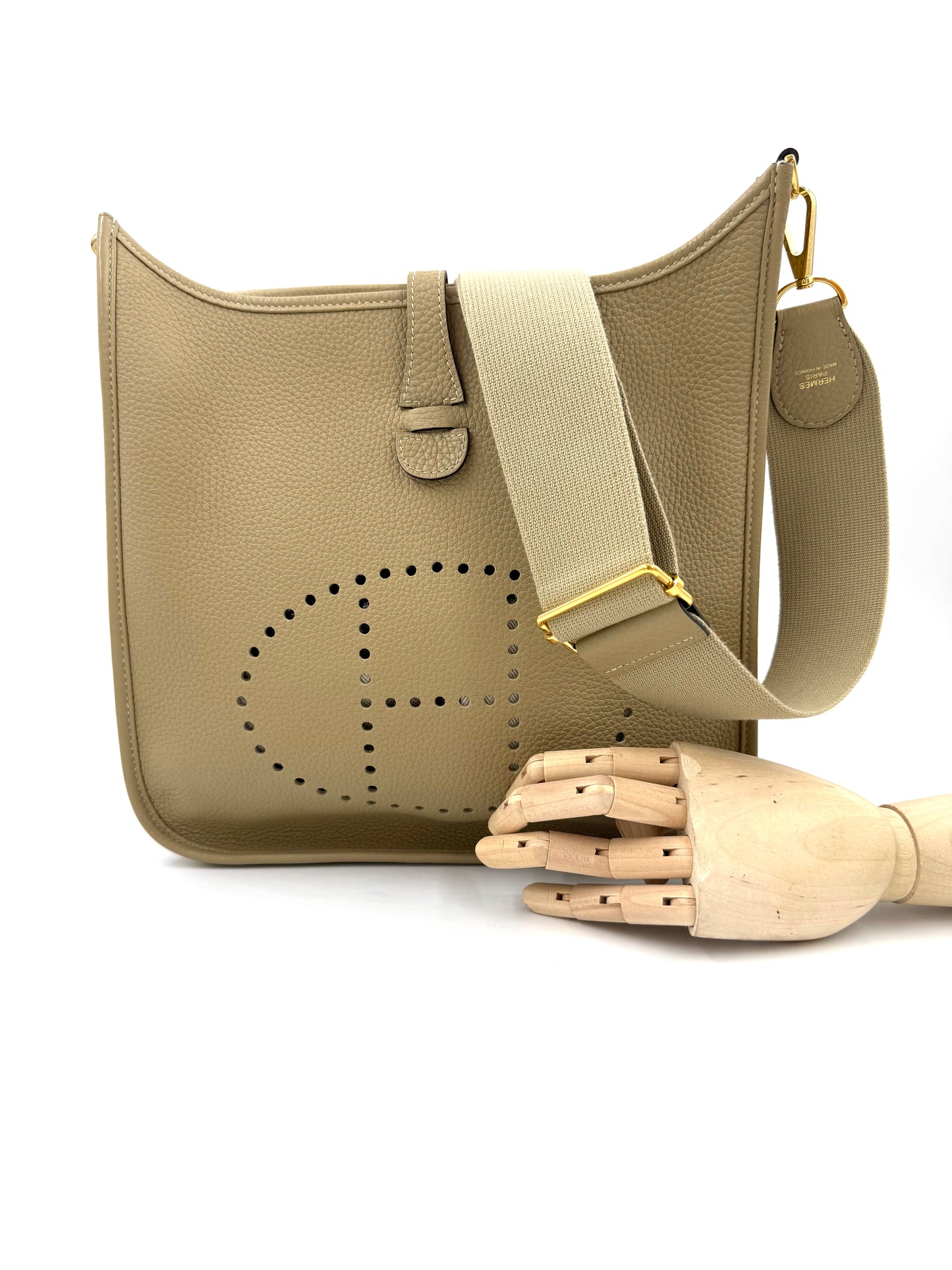 HERMÈS Evelyne 29 Clemence Trench GHW