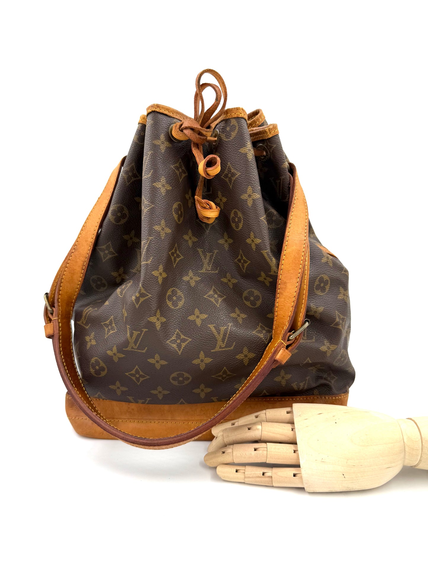 LOUIS VUITTON Noe grande Monogram Canvas Vintage
