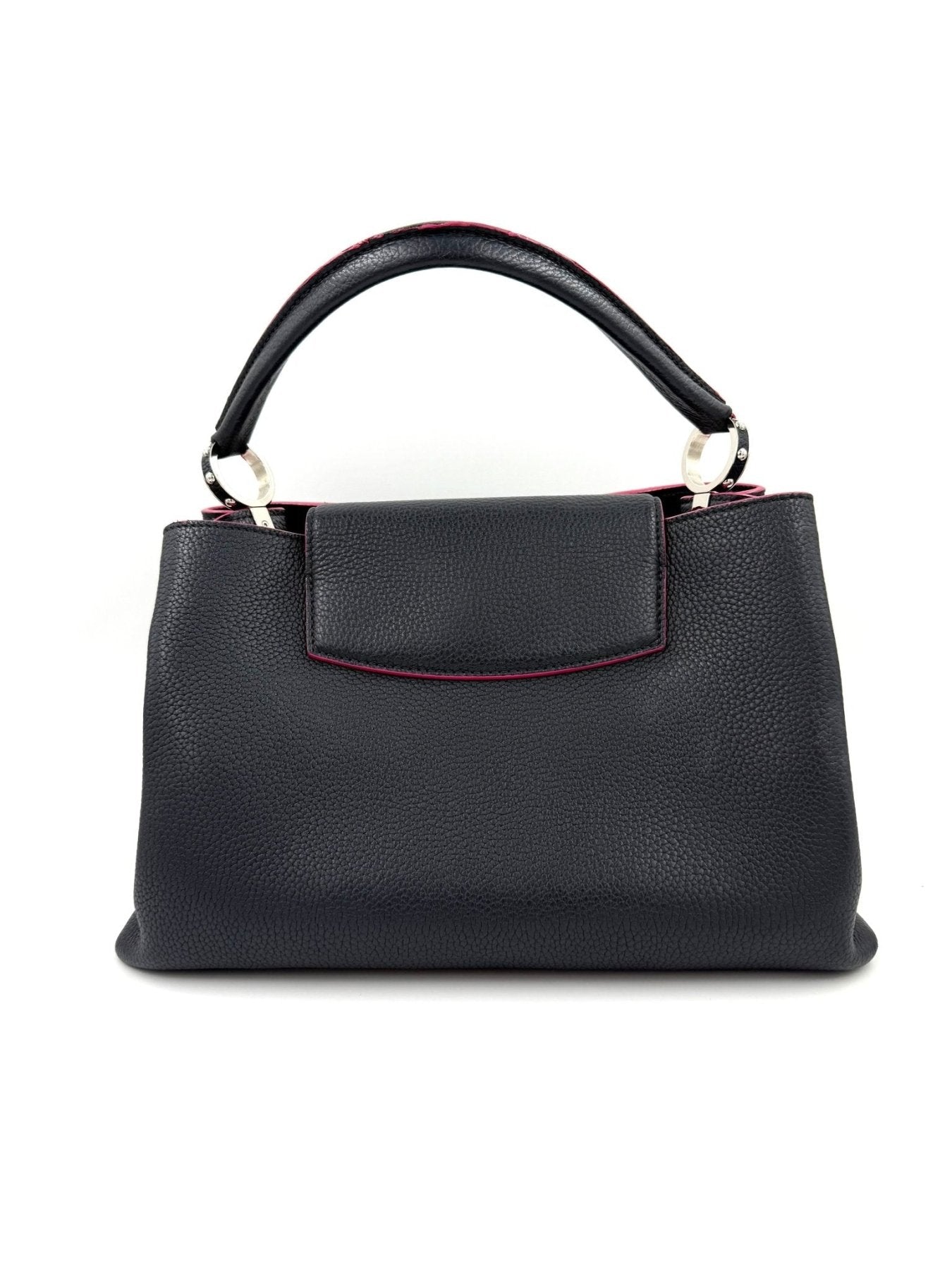 Louis Vuitton Capucines MM Taurillon Handtasche in dunkelblau mit strukturiertem Leder und goldenen Details