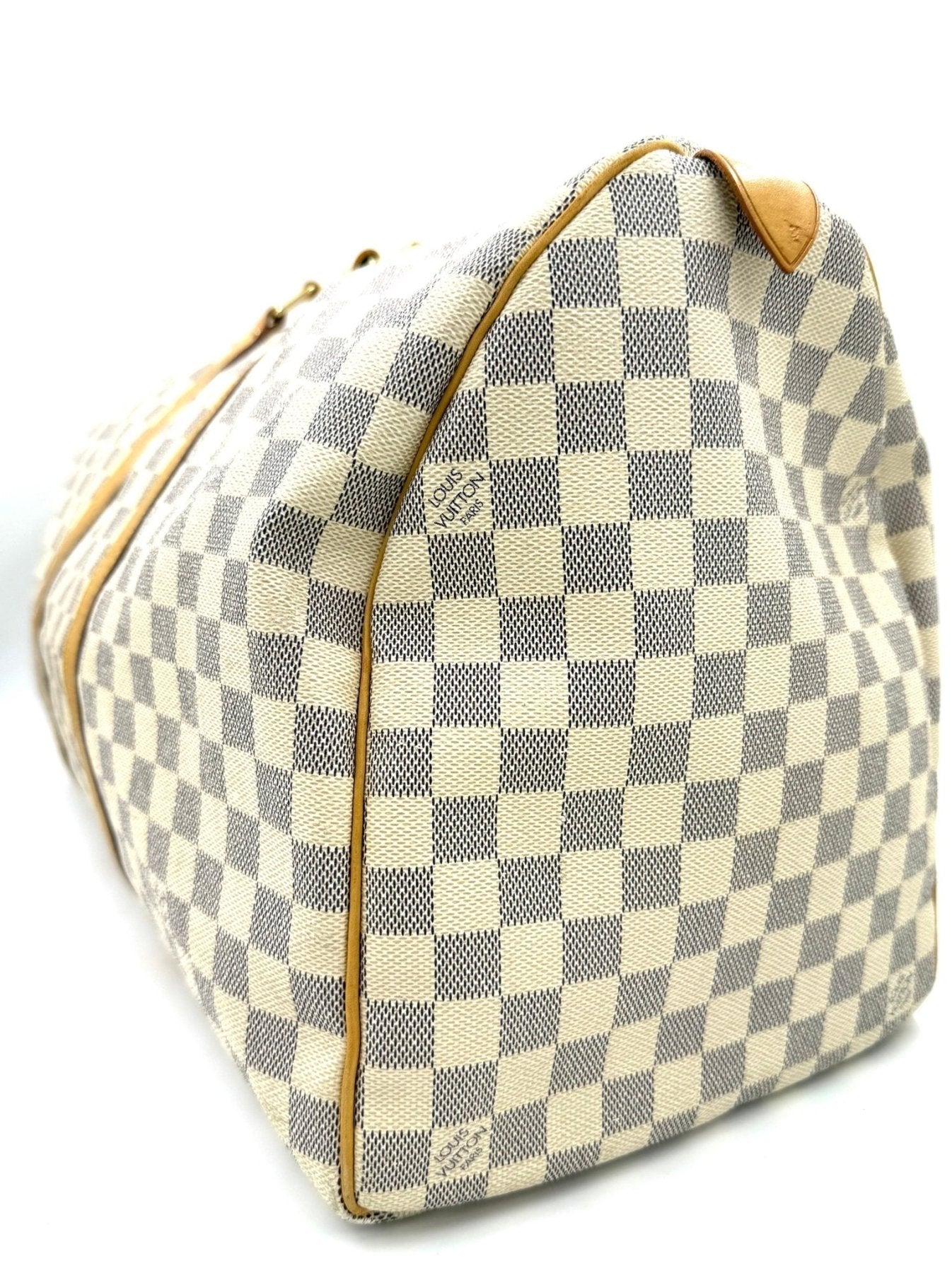 Louis Vuitton Keepall 50 Damier Azur Reisetasche in beige-grauem Schachbrettmuster mit Lederdetails und goldenen Beschlagen