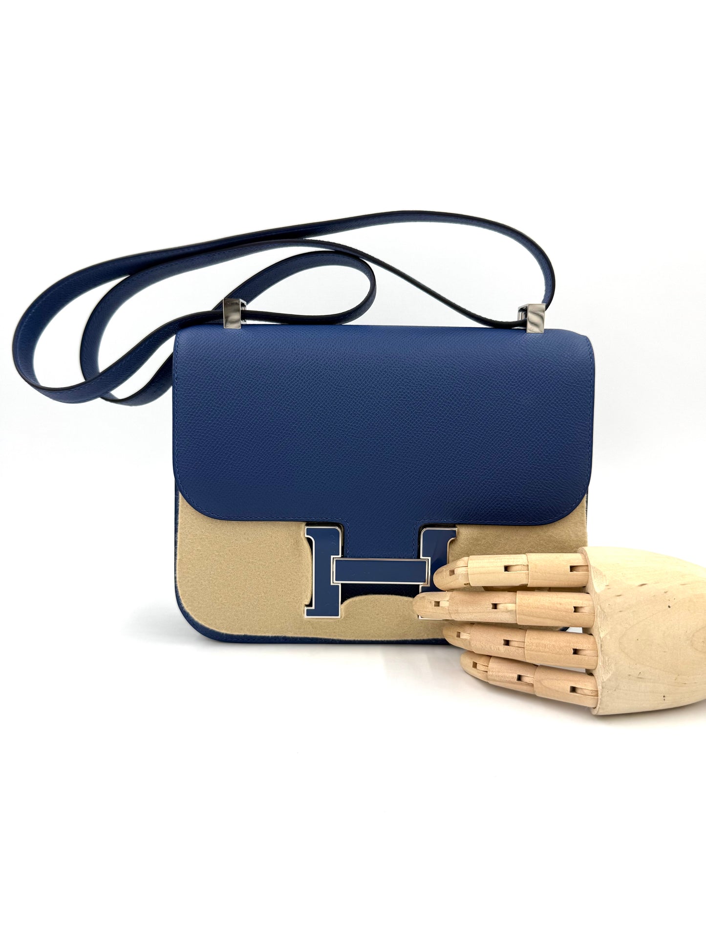 HERMÈS Constance 24 Epsom Blue Tie/Blue Tie Enamel Lacquer Hardware