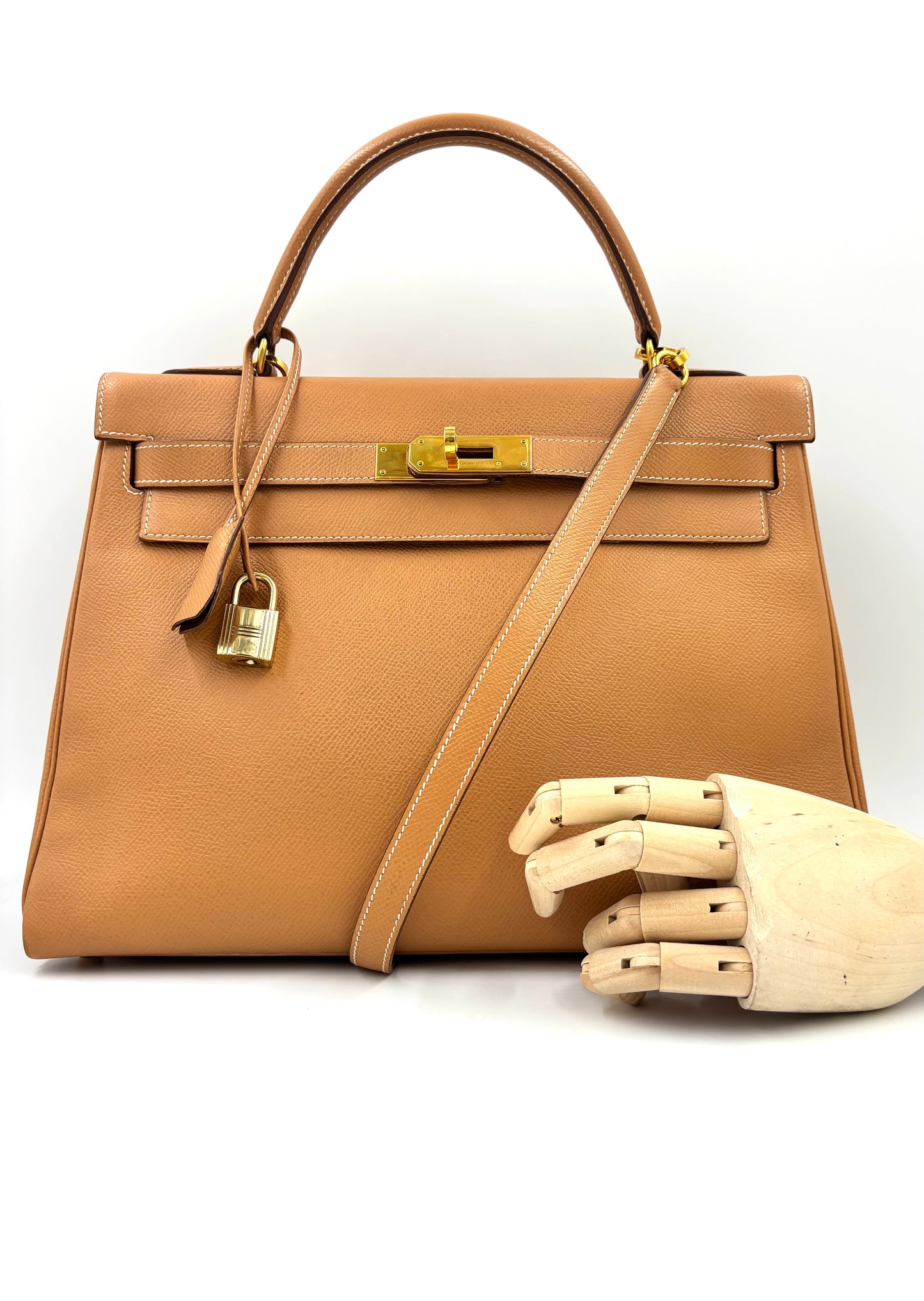 HERMÈS Kelly 32 Courchevel gold GHW