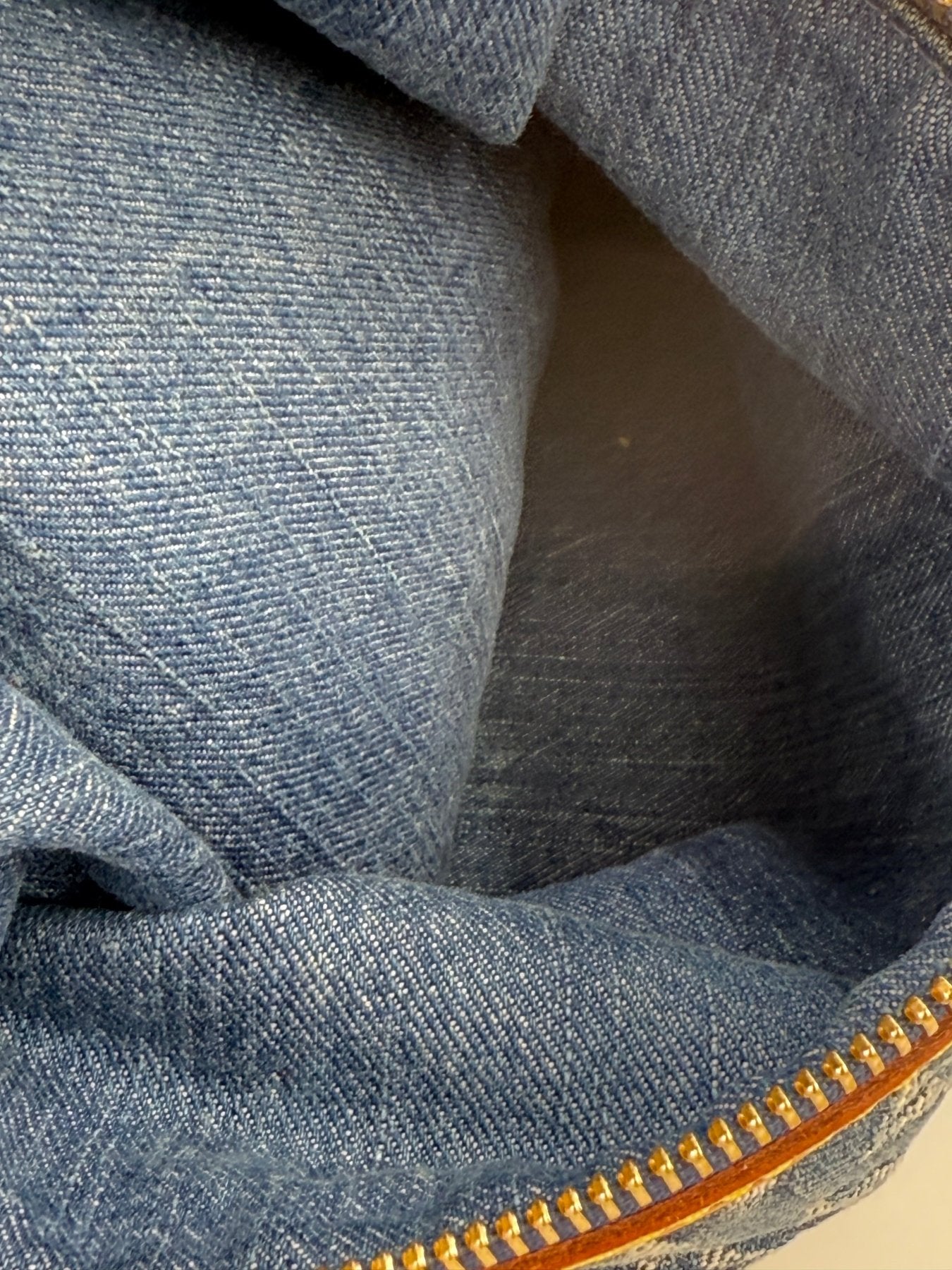 LOUIS VUITTON Baggy Monogram Denim - Clutch & Macarons - FL1015 - Clutch & Macarons -
