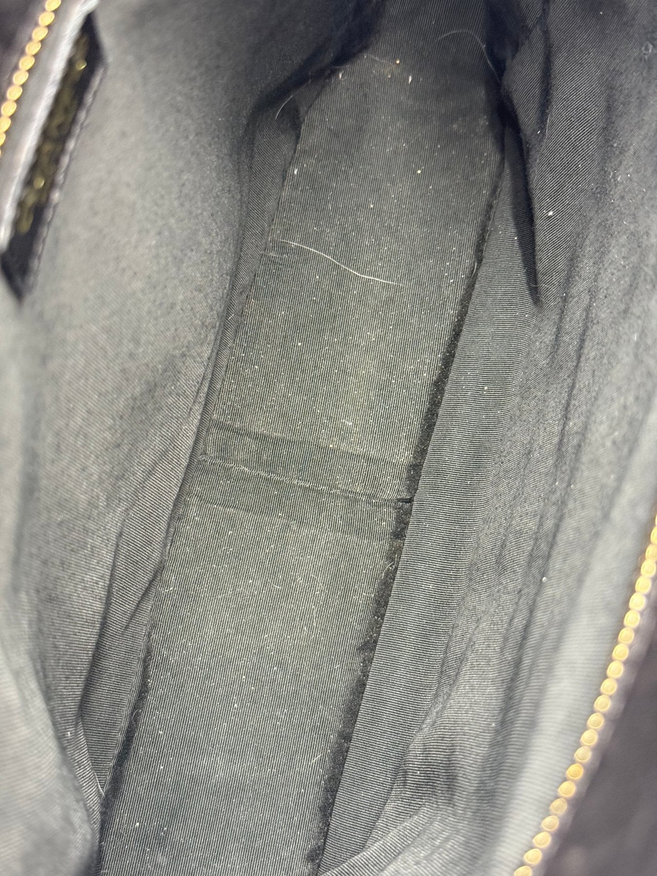 CHANEL Sac Plat Chocolate Bar schwarz Lammleder - Clutch & Macarons - 6913772 - Clutch & Macarons -