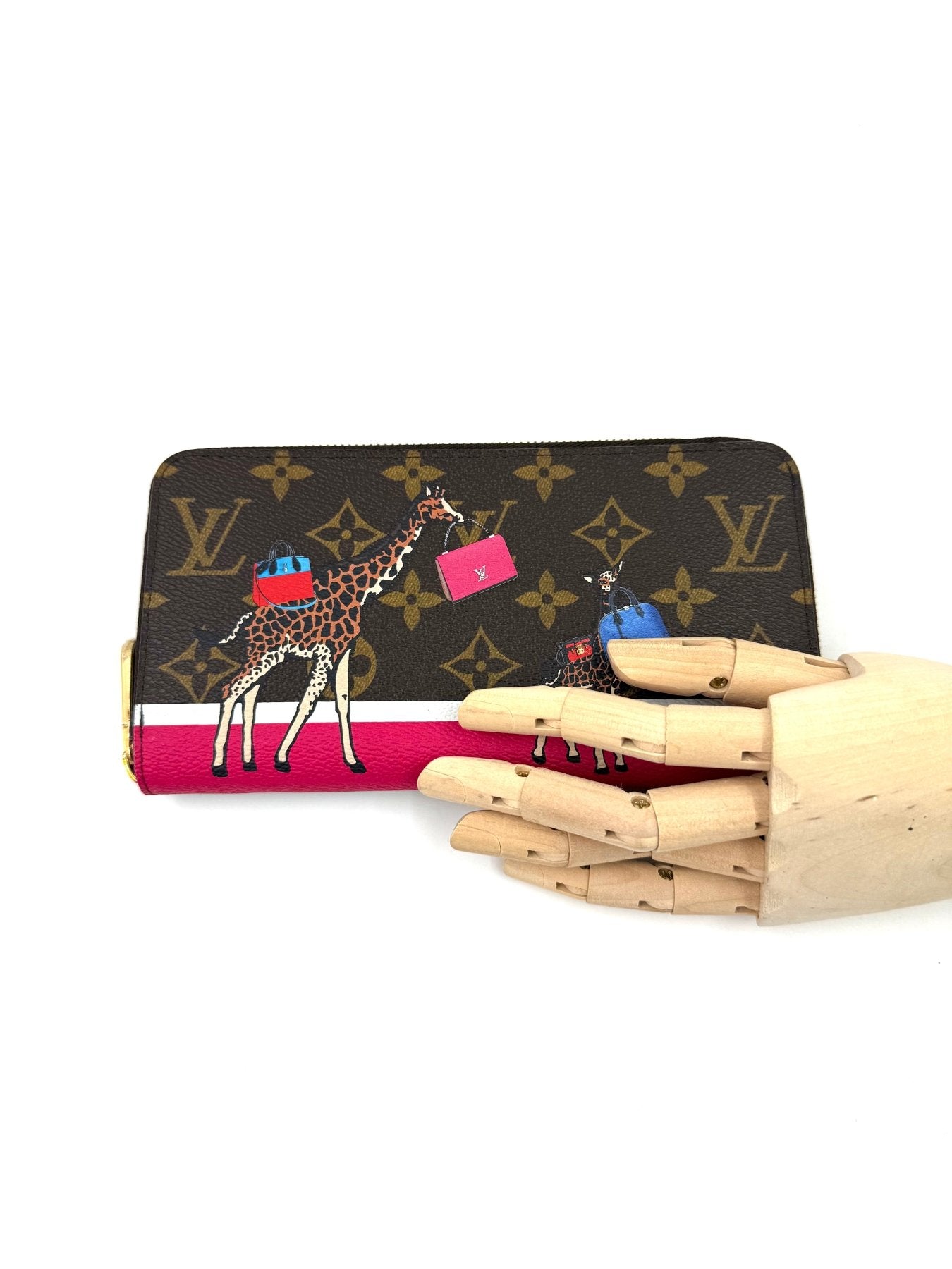 LOUIS VUITTON Zippy xmas Animation 2017 - Clutch & Macarons - GI3107 - Clutch & Macarons -