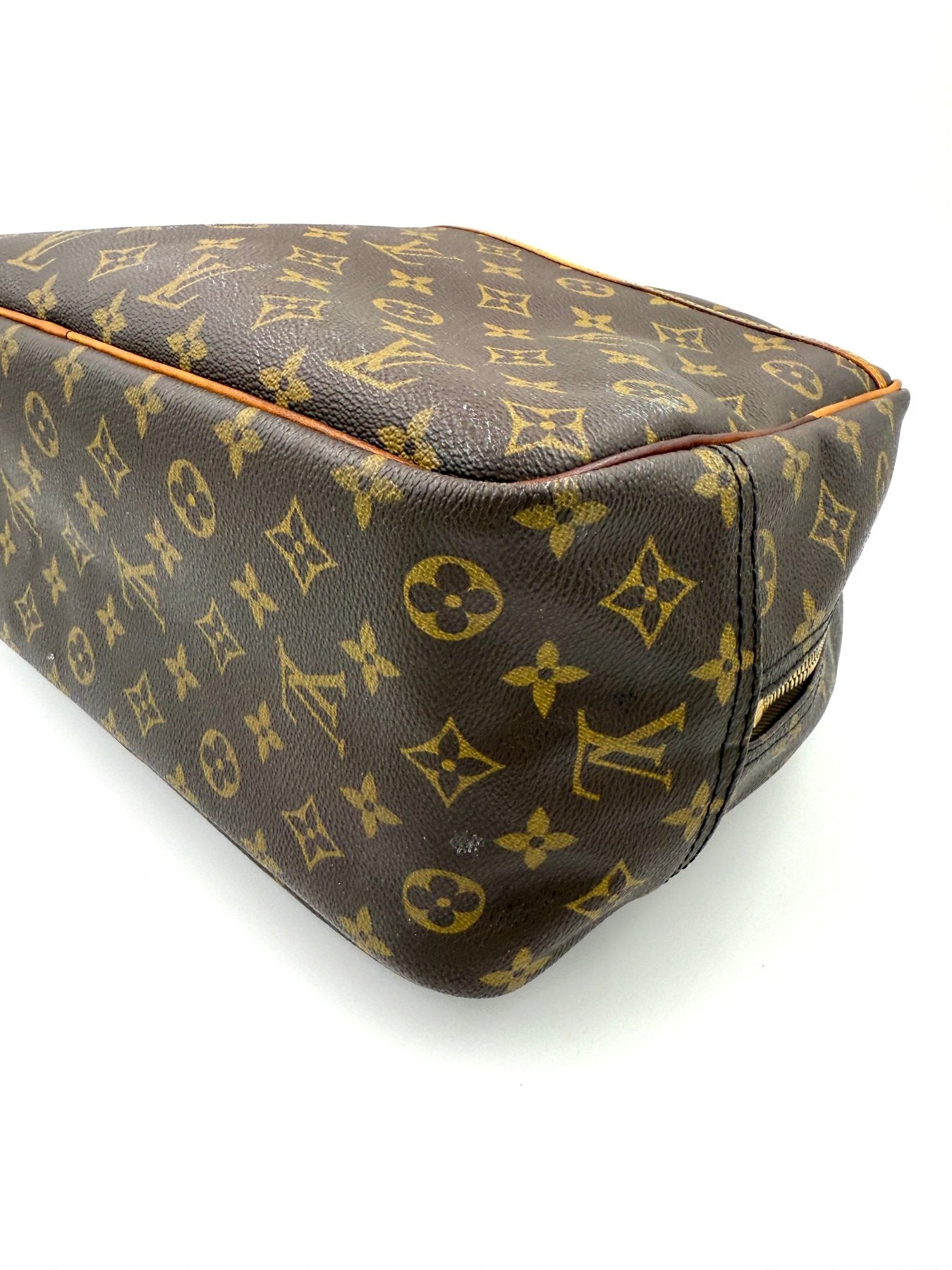 LOUIS VUITTON Deauville MM Monogram Canvas - Clutch & Macarons - VI1916 - Clutch & Macarons -
