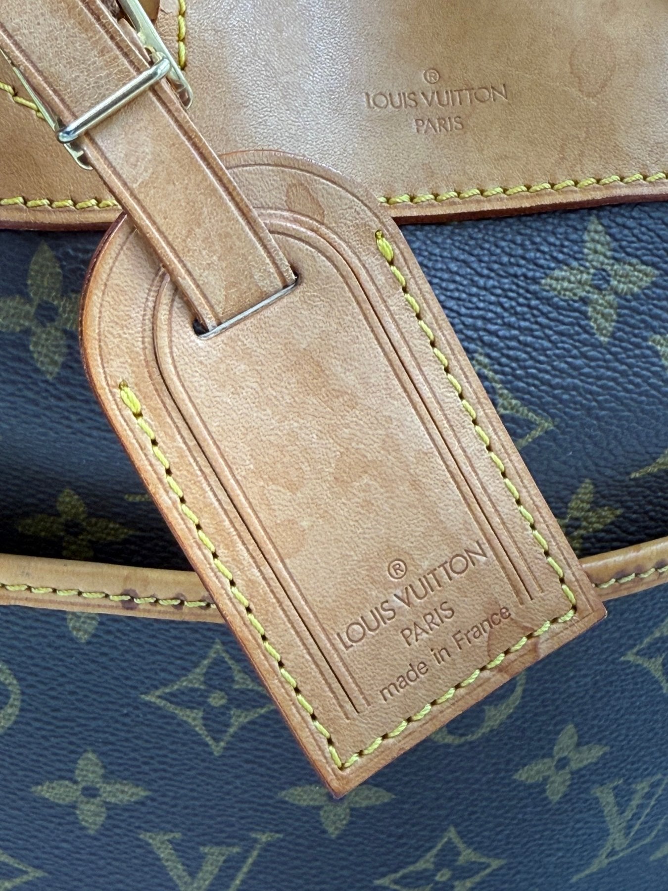 LOUIS VUITTON Deauville MM Monogram Canvas - Clutch & Macarons - VI1916 - Clutch & Macarons -