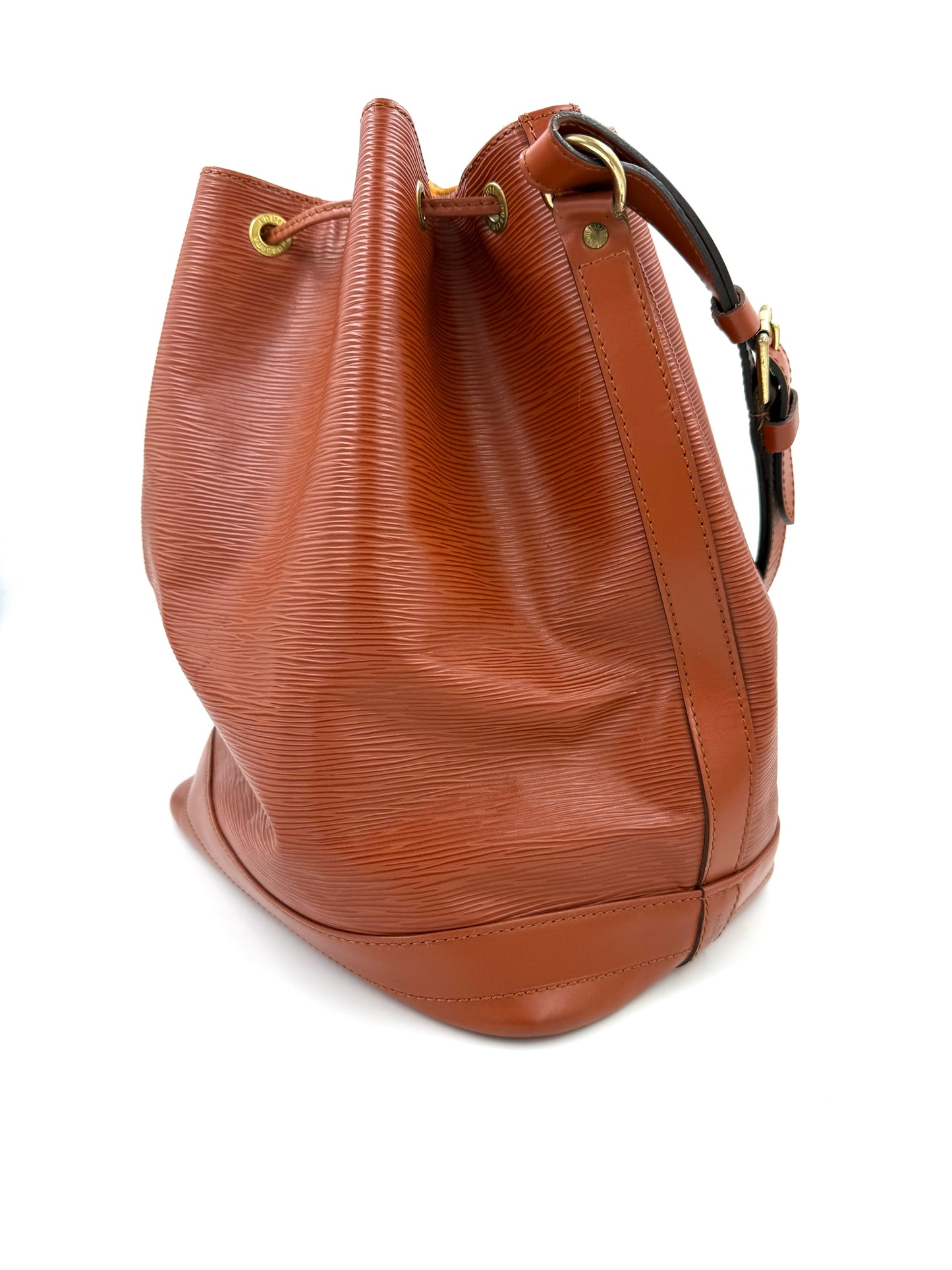 LOUIS VUITTON Noe Grande Epi kenian Vintage Sac aus widerstandsfähigem, wasserabweisendem Epi-Leder, braun.