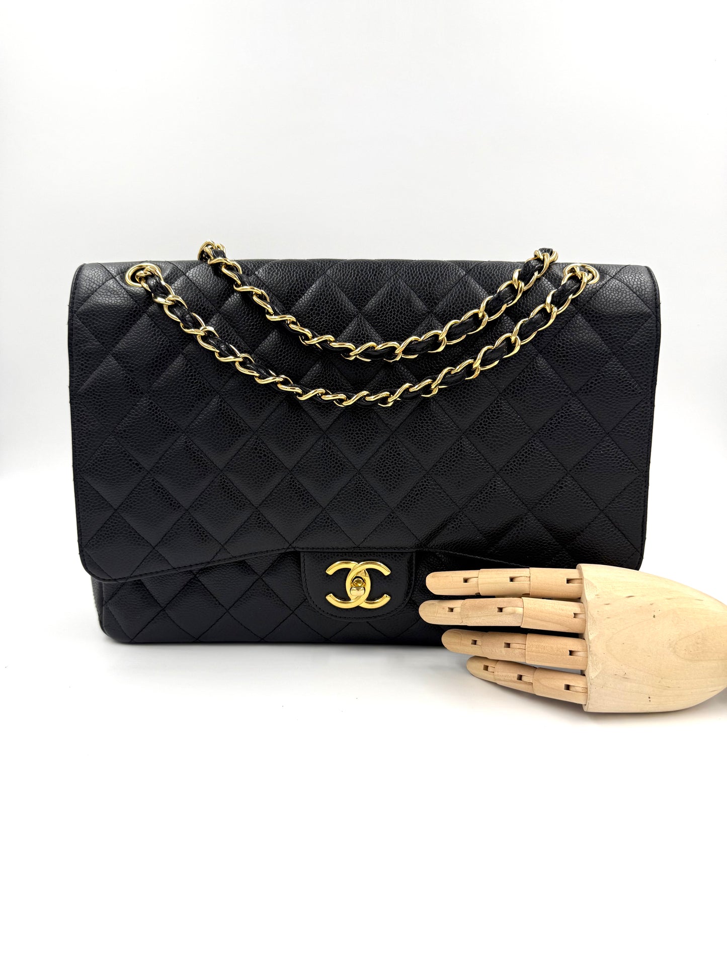 Chanel Timeless Maxi Double Flap Caviar schwarz GHW
