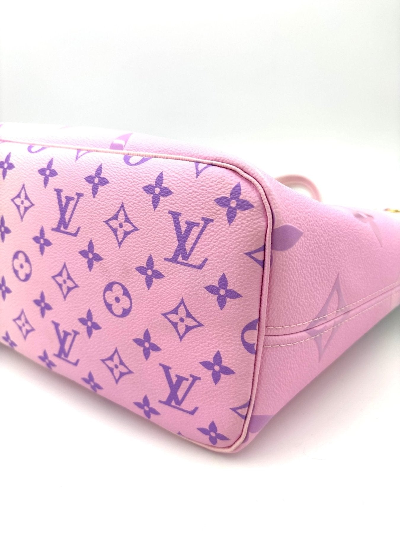 LOUIS VUITTON Neverfull MM Sunrise Pastell - Clutch & Macarons - Chip - Clutch & Macarons -