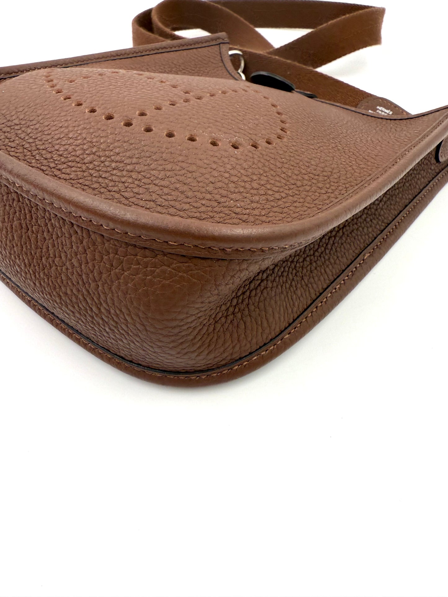 HERMÈS Eveylne 16 Clemenceleder braun