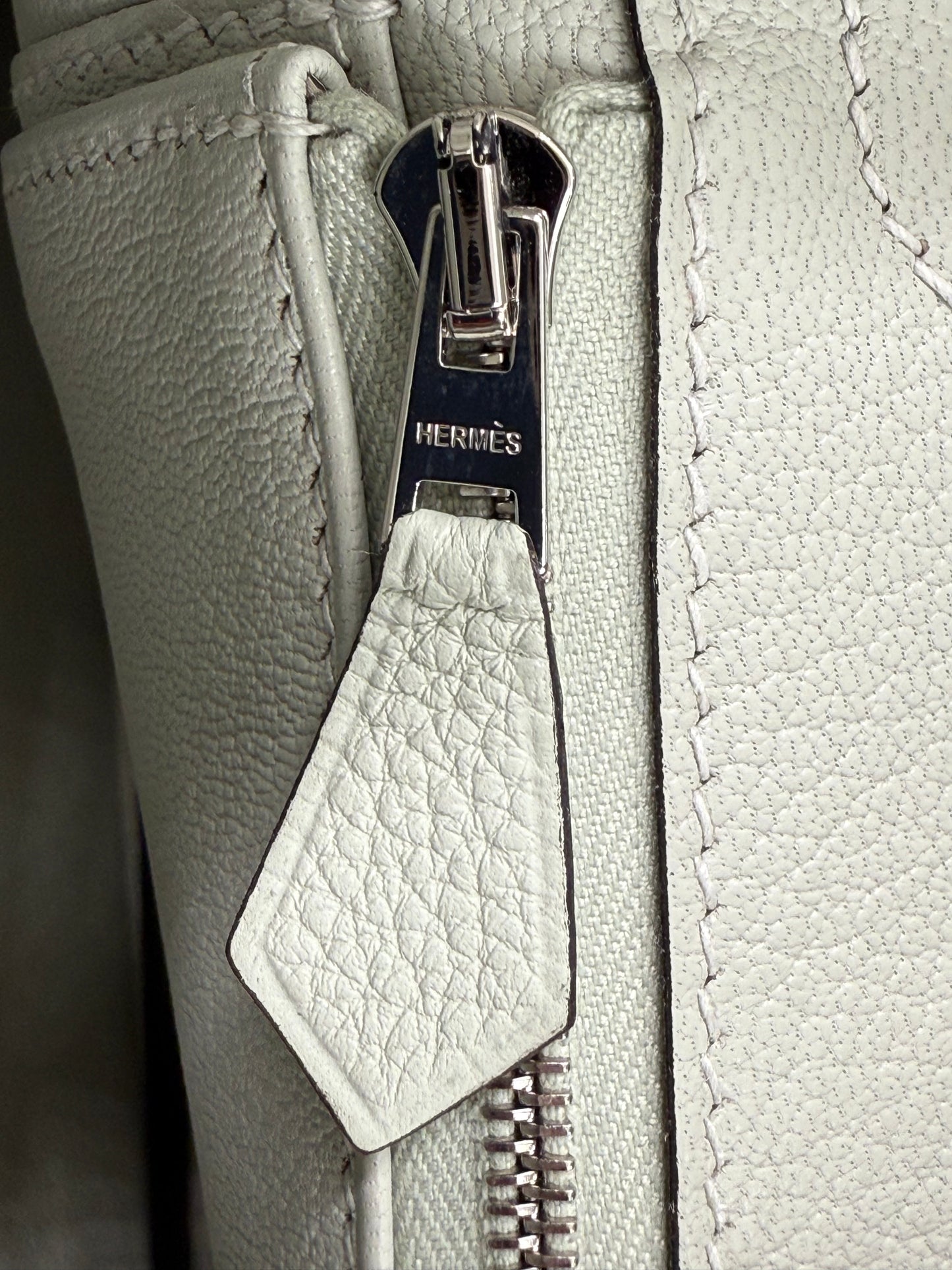 HERMÈS Birkin 30 Togo Gris Neve PHW