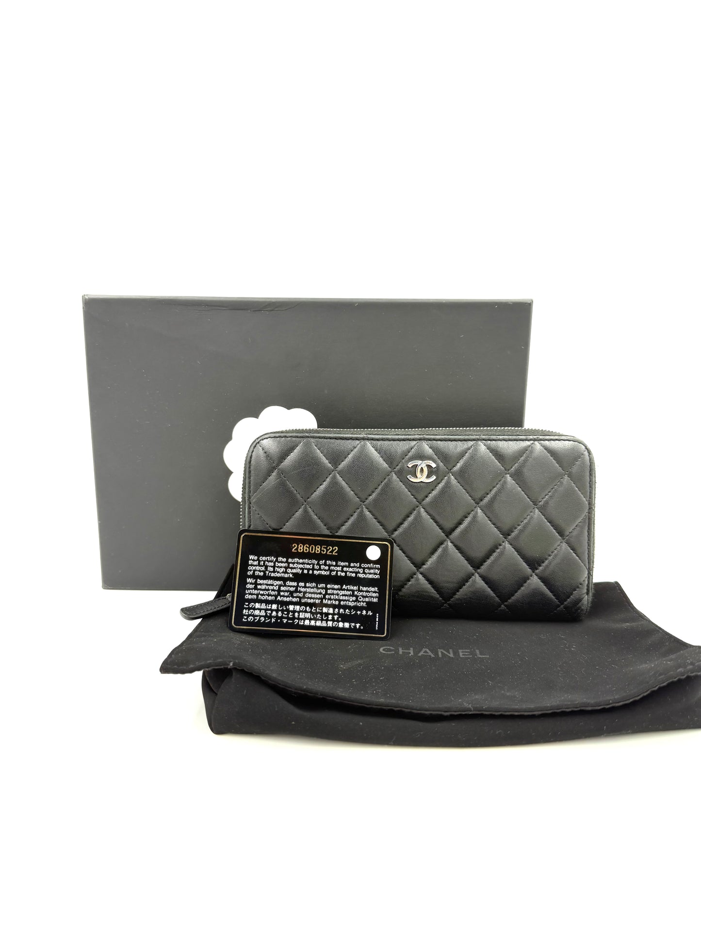 CHANEL Timeless Wallet schwarz Lammleder