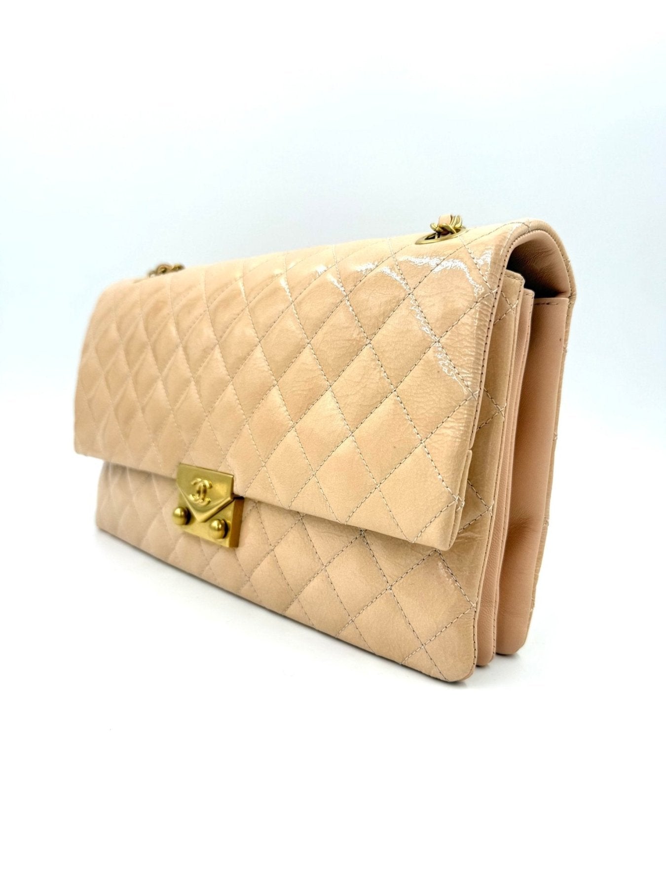 CHANEL Single Flap Bag medium Lackleder puderrose - Clutch & Macarons - 21922692 - Clutch & Macarons -