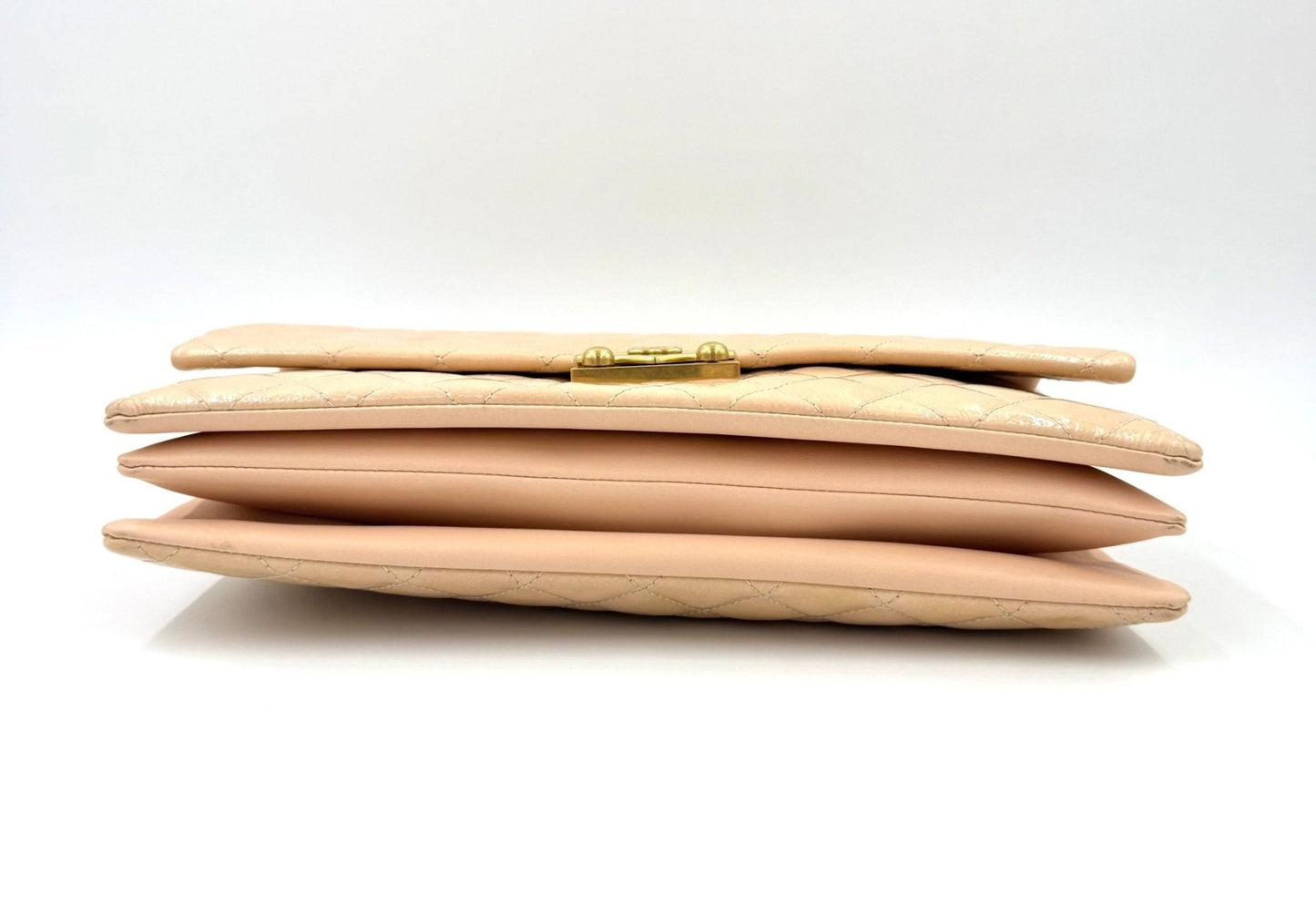 CHANEL Single Flap Bag medium Lackleder puderrose - Clutch & Macarons - 21922692 - Clutch & Macarons -