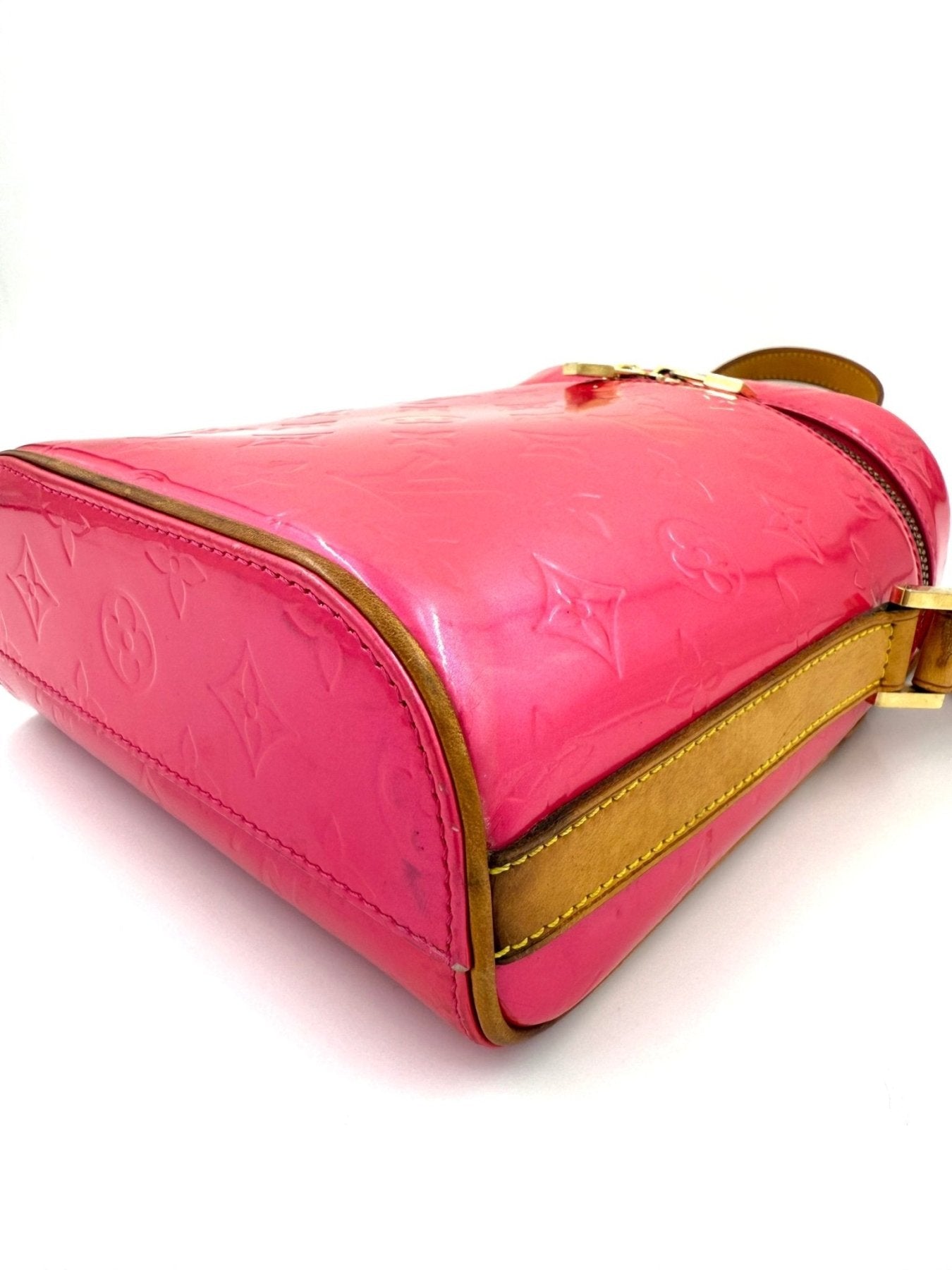 Louis Vuitton Sullivan Vertical Monogram Vernis Handtasche in Pink mit braunen Lederdetails und Monogram-Praegung
