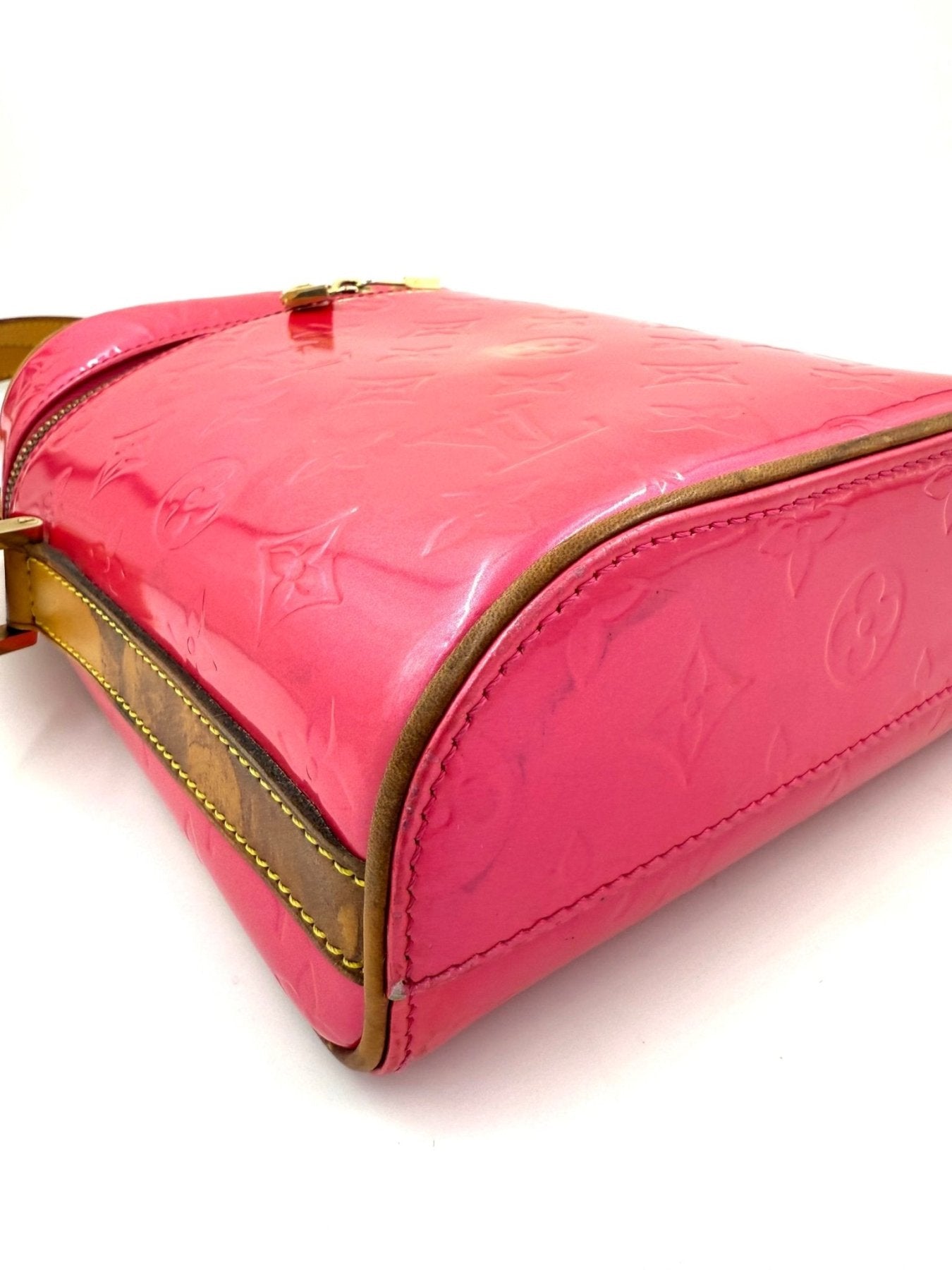 Louis Vuitton Sullivan Vertical Monogram Vernis Handtasche in Pink mit Lackleder-Finish und verstellbarem VVN Lederriemen