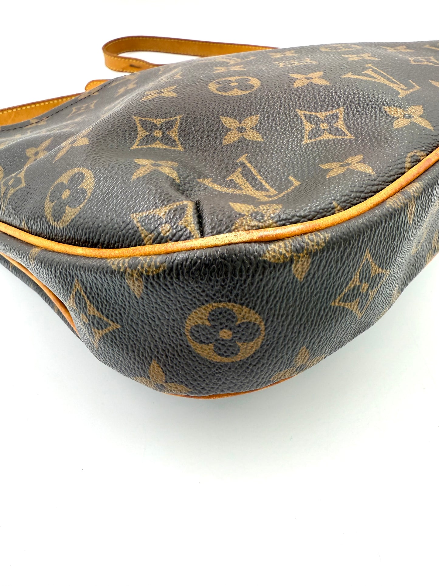 LOUIS VUITTON Odeon PM Monogram Canvas