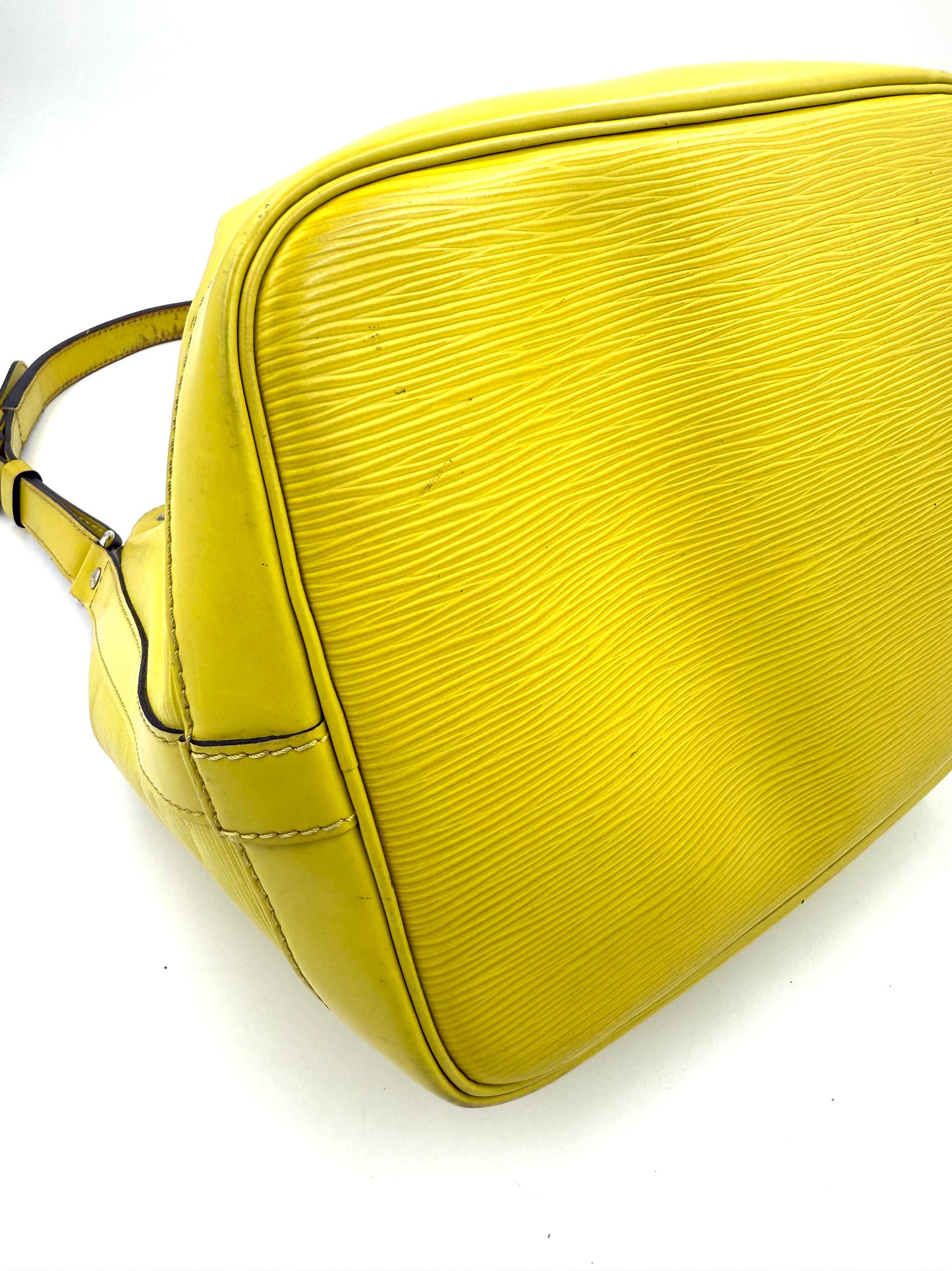 LOUIS VUITTON Noe petit Epi gelb