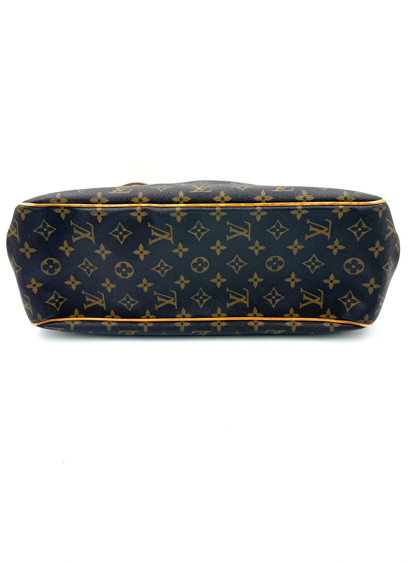 LOUIS VUITTON Batignolles Horizontal Monogram Canvas