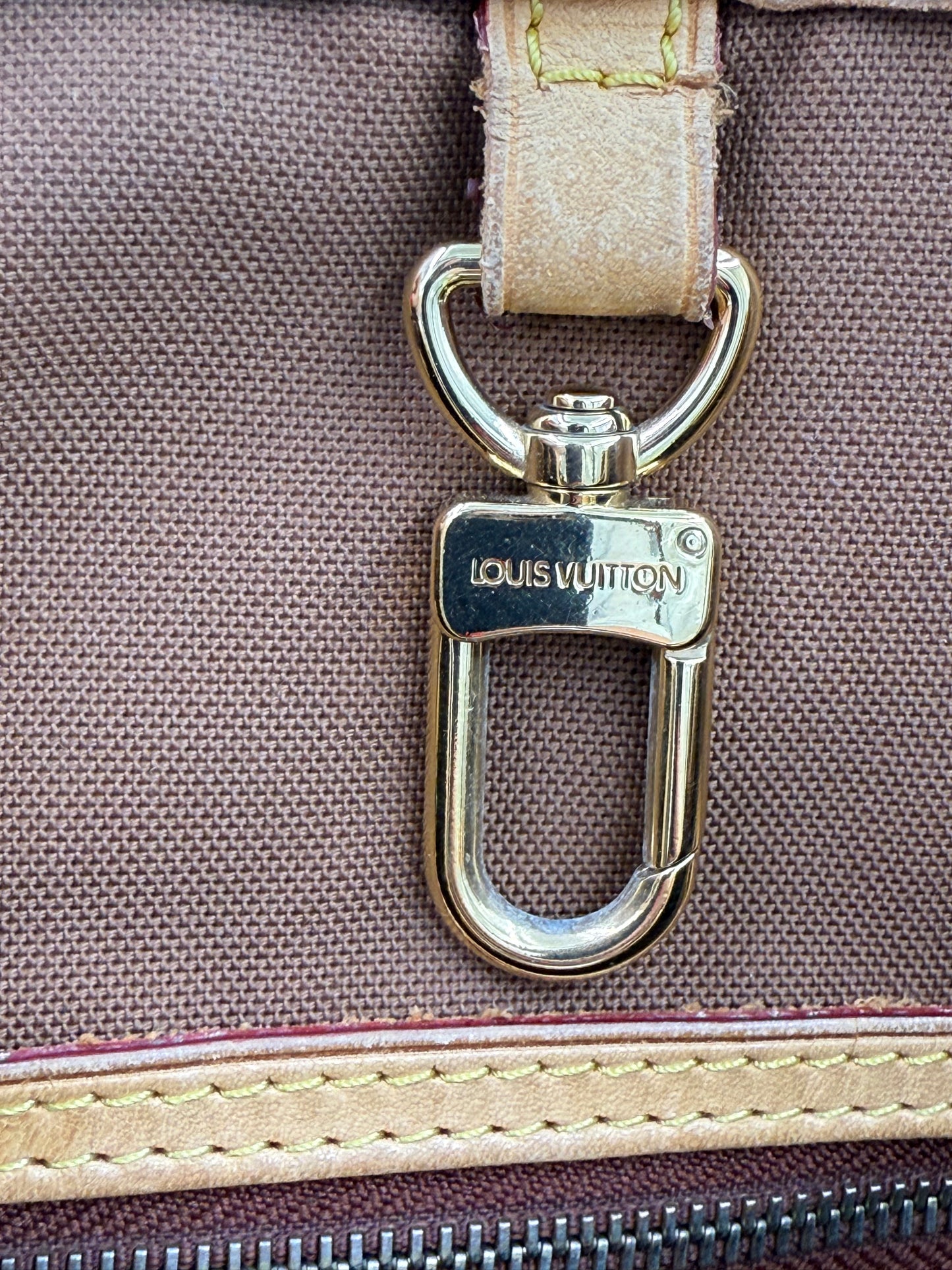 LOUIS VUITTON Batignolles Horizontal Monogram Canvas