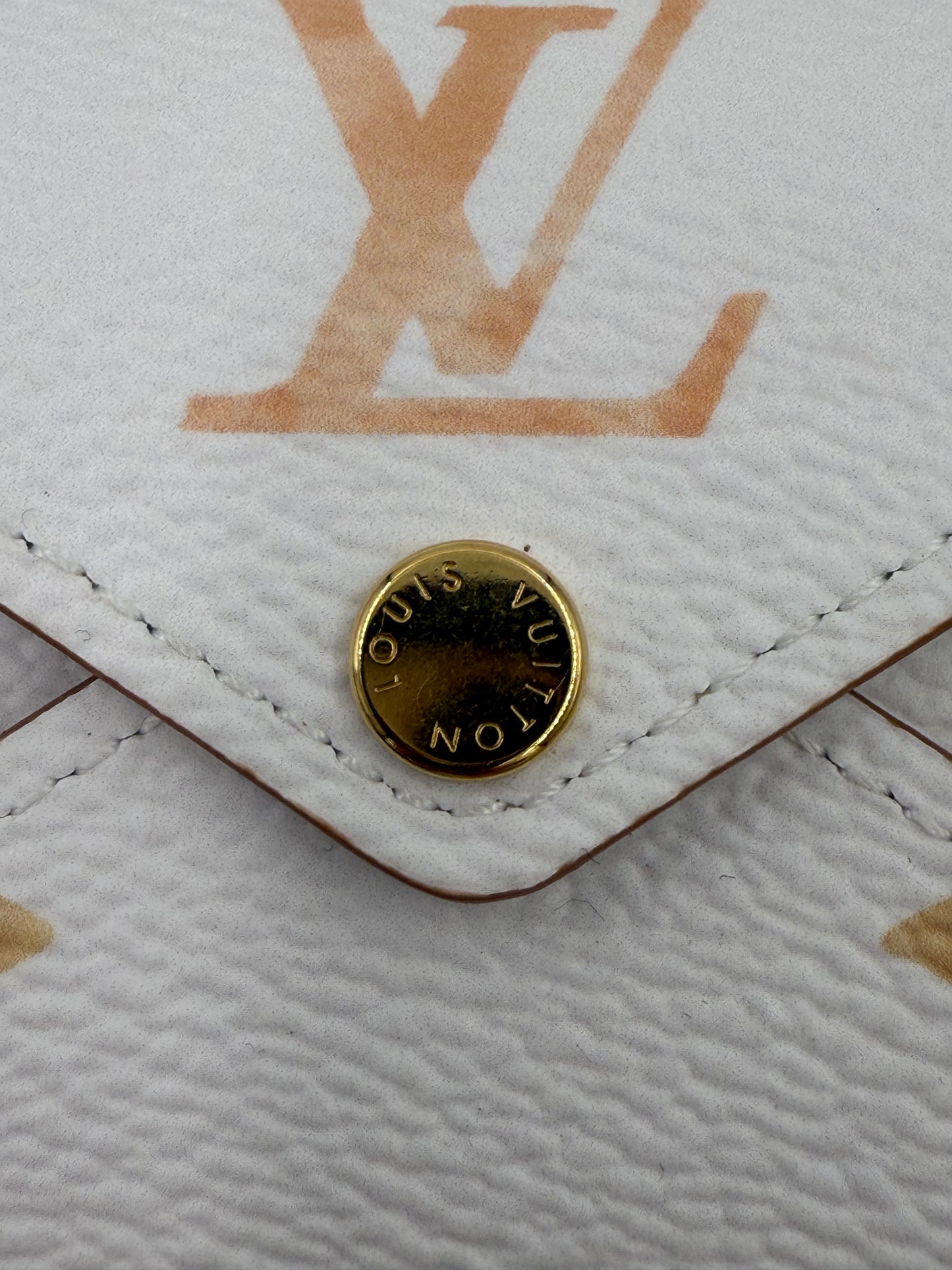 LOUIS VUITTON Kirigami „By the Pool“