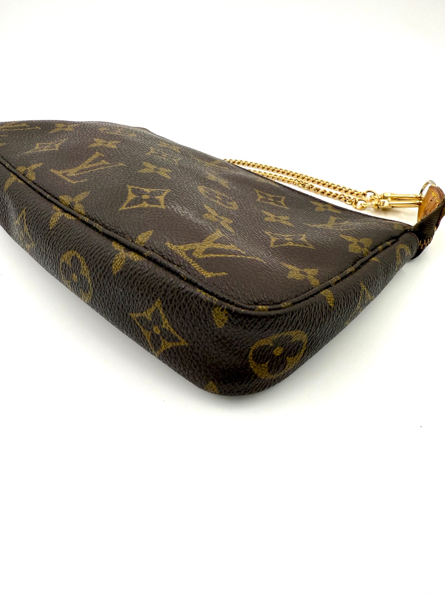 LOUIS VUITTON Pochette Accessoires Monogram Canvas Vintage