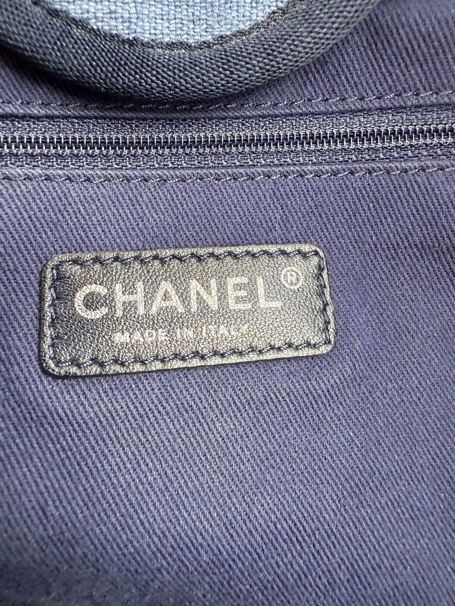 CHANEL Deauville Shopper