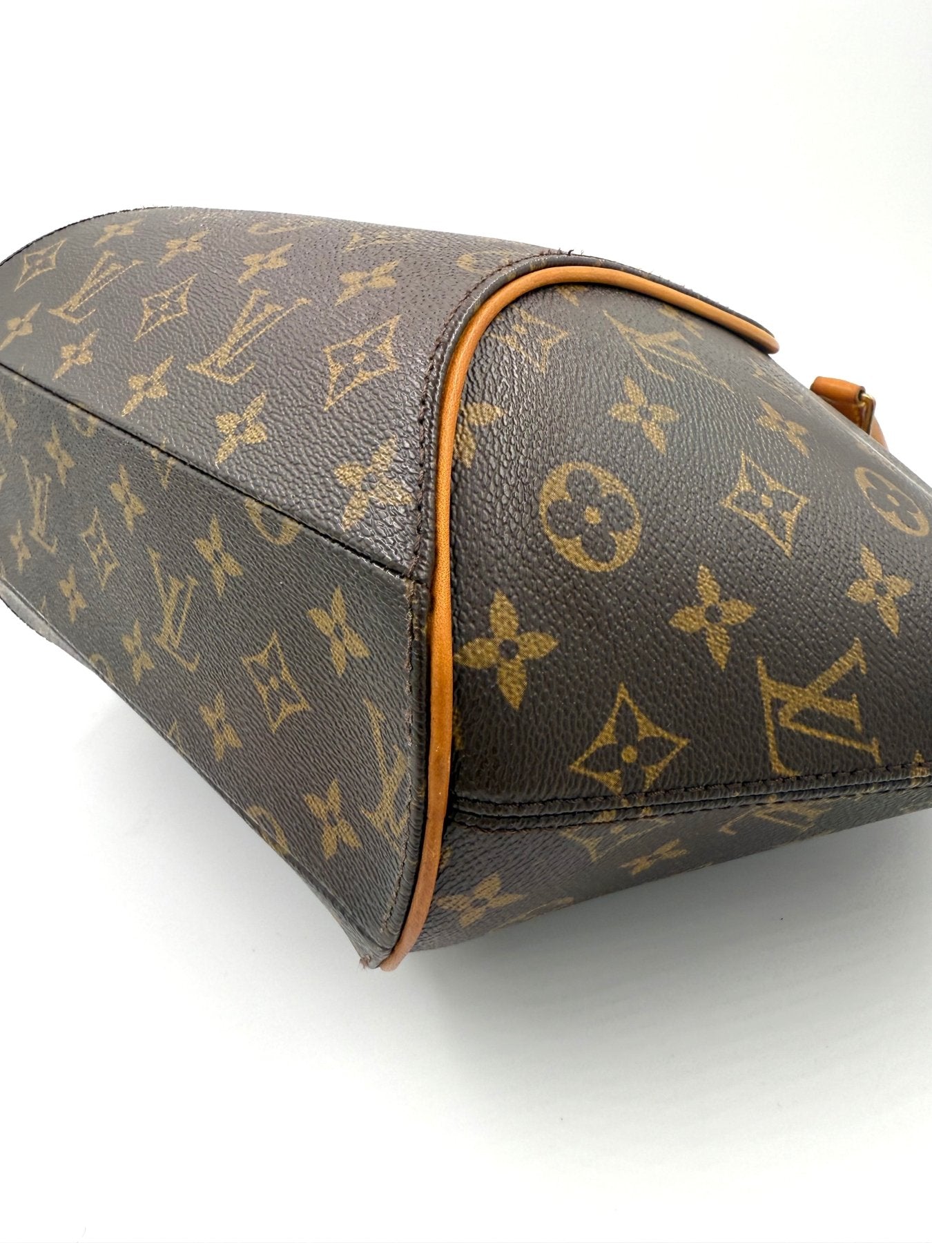 Vintage Louis Vuitton Ellipse MM Handtasche aus Monogram Canvas mit braunen Lederdetails und charakteristischem LV Muster