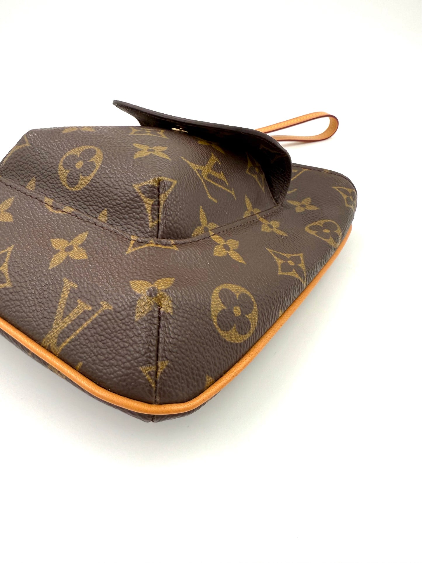 LOUIS VUITTON Partition Monogram Canvas