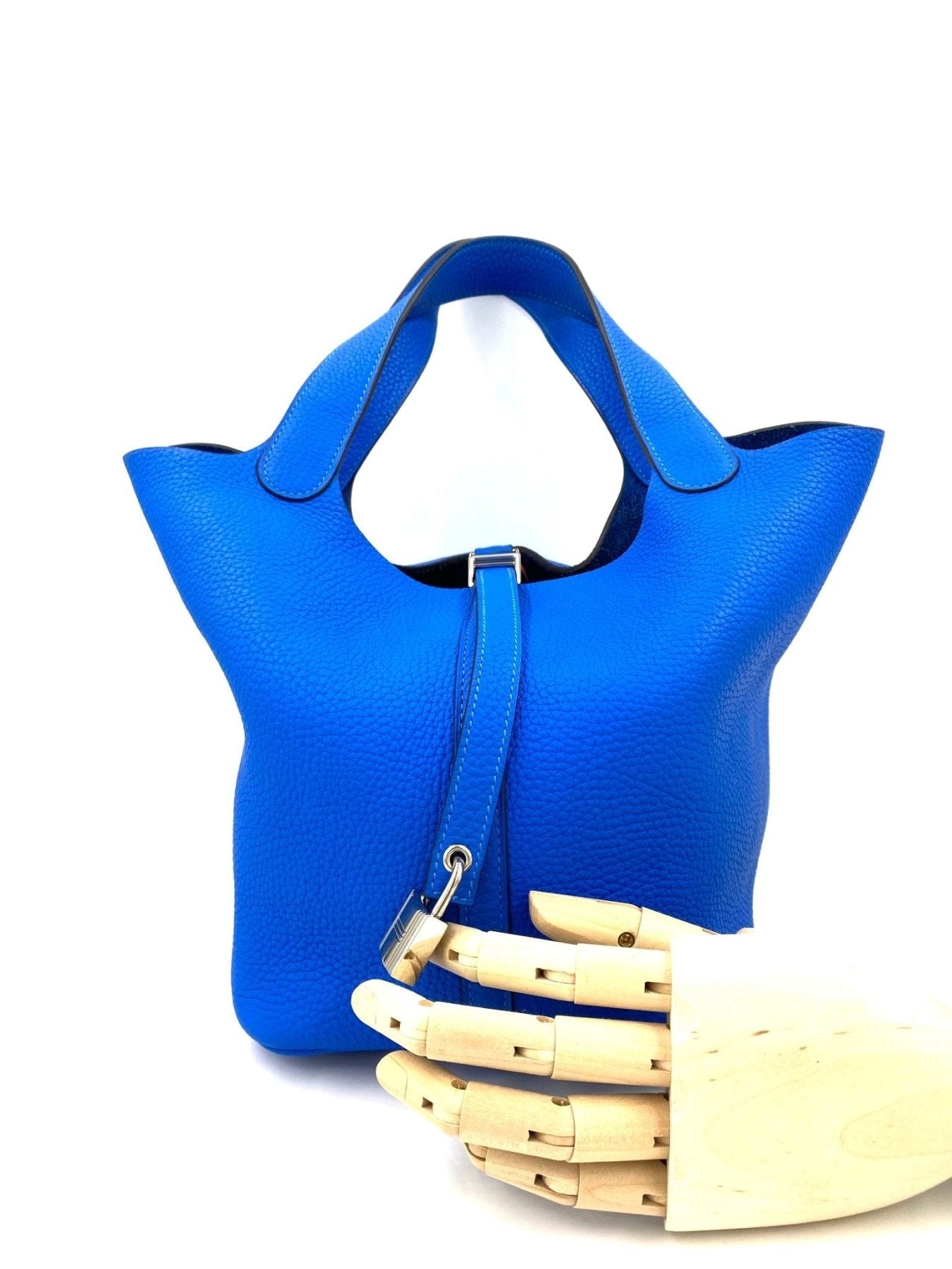 HERMES Picotin 22 Lock Handtasche in leuchtendem Blau Hydra aus Taurillon Clemence Leder mit Palladium Beschlagen
