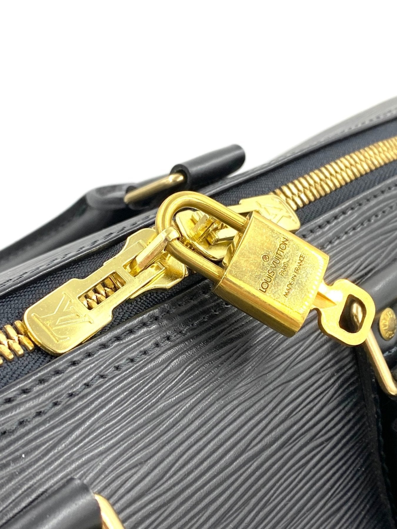Louis Vuitton Keepall 45 Epi schwarz Reisetasche mit goldenem Schloss und Reissverschluss, strukturiertes schwarzes Epileder