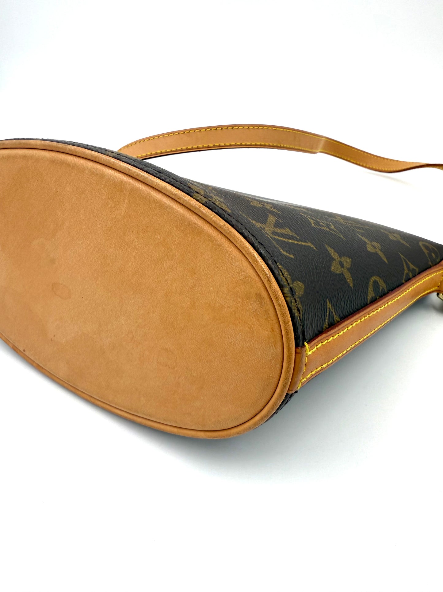 LOUIS VUITTON Drouot Monogram Canvas