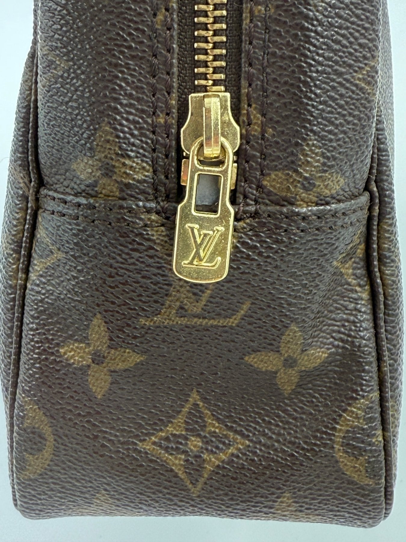 LOUIS VUITTON Trousse Toilette 28 Monogram Canvas Vintage - Clutch & Macarons - 874 TH - Clutch & Macarons -