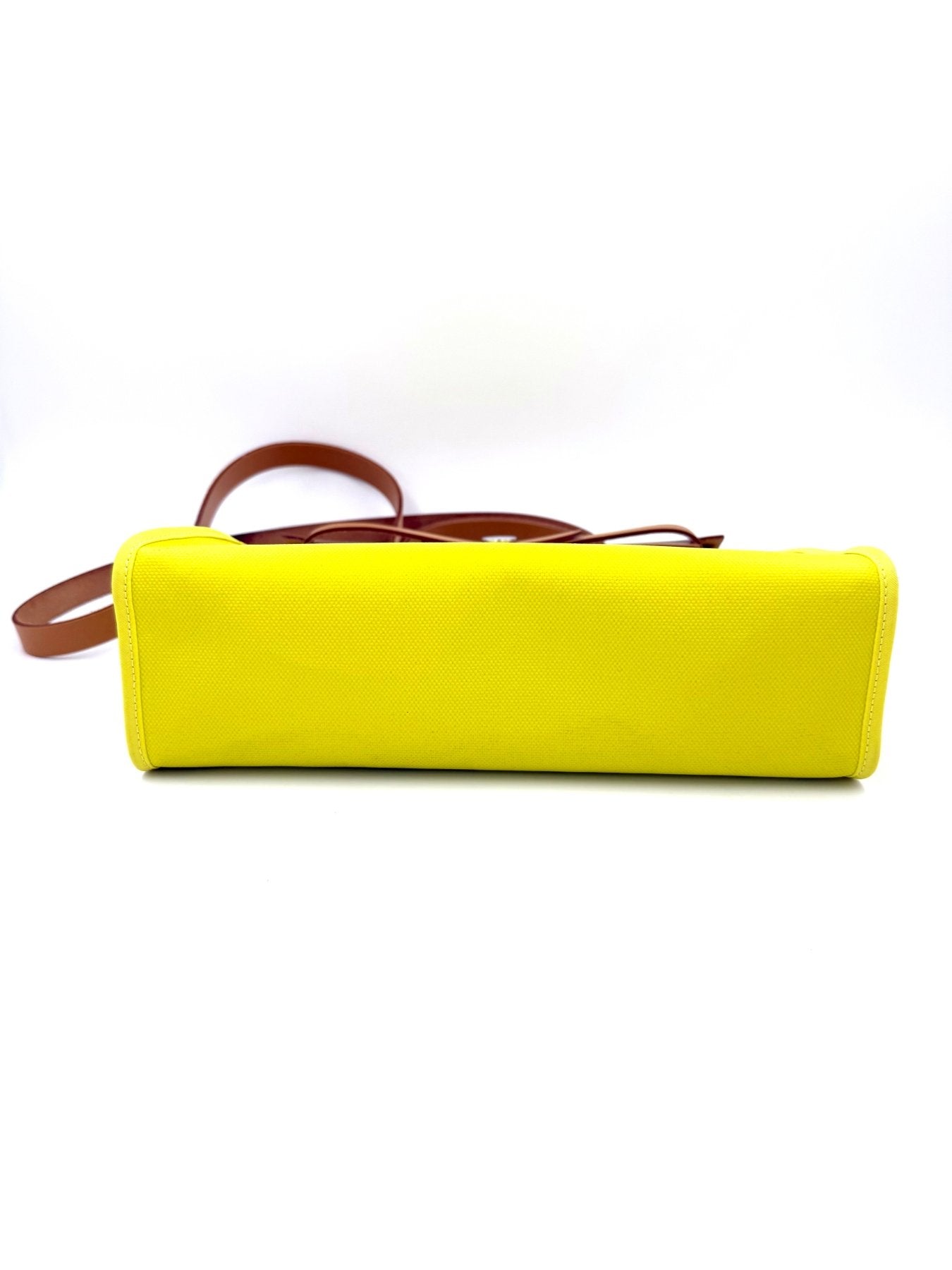 HERMÈS Herbag 31 Lime - Clutch & Macarons - Stempel U; 2022 - Clutch & Macarons -