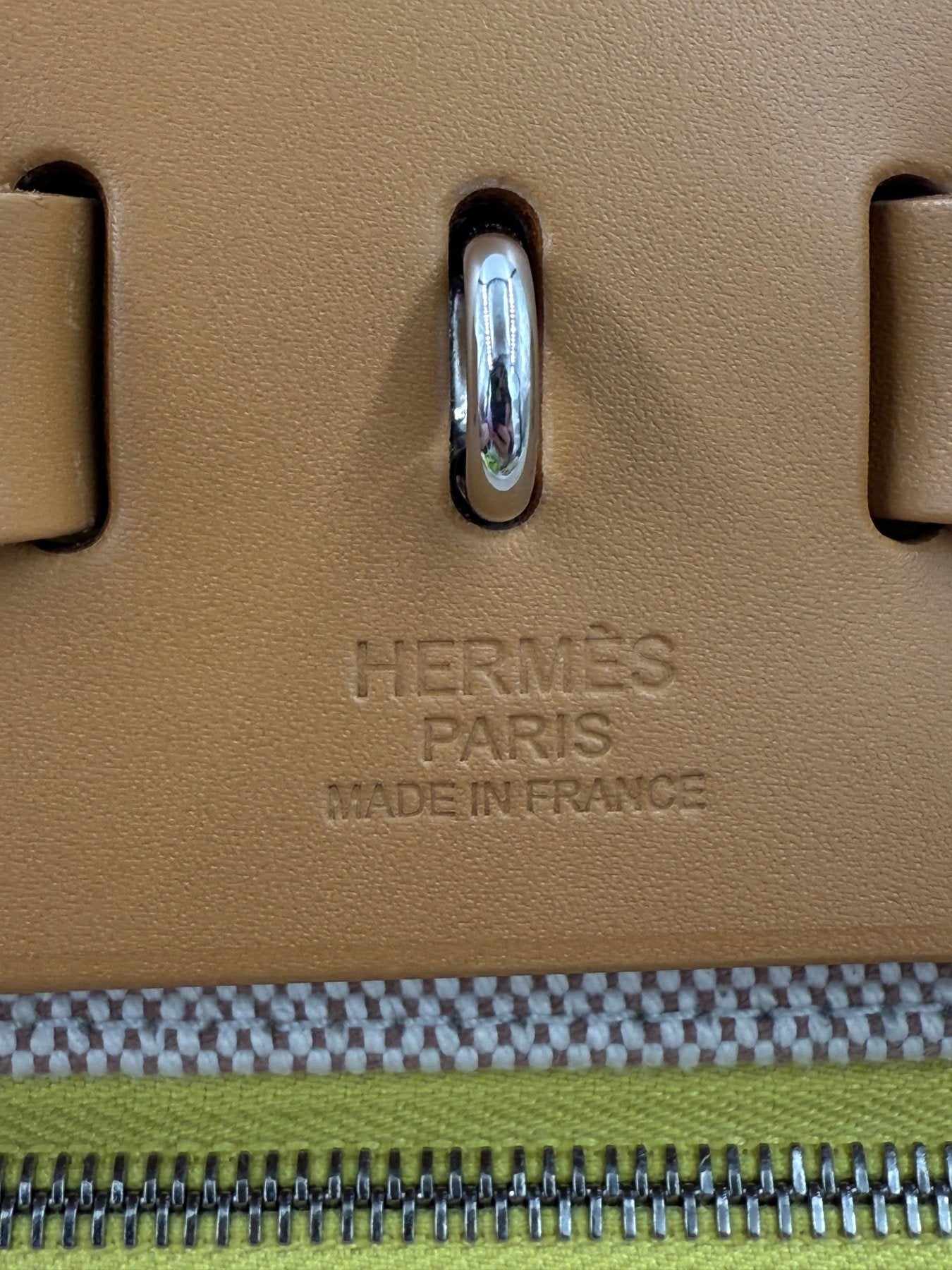 HERMÈS Herbag 31 Lime - Clutch & Macarons - Stempel U; 2022 - Clutch & Macarons -