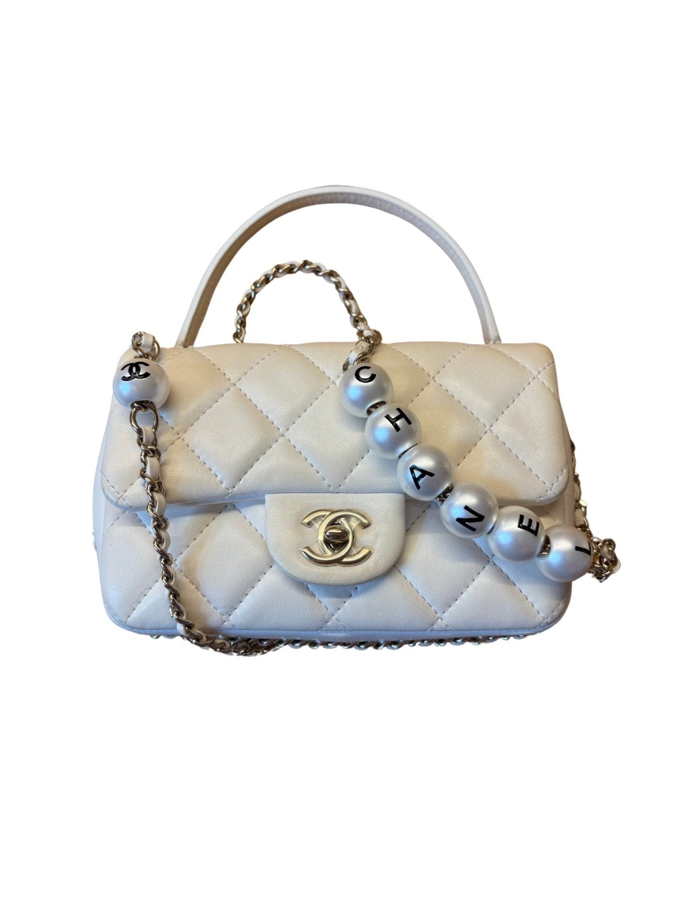 CHANEL Classic Flap Mini Pearls in elfenbeinweissem Lammleder mit Perlendetails, gestepptem Muster und goldfarbener Kette