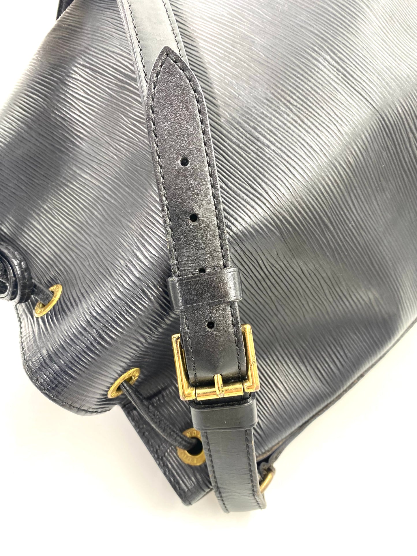 LOUIS VUITTON Noe Grande Epileder noir