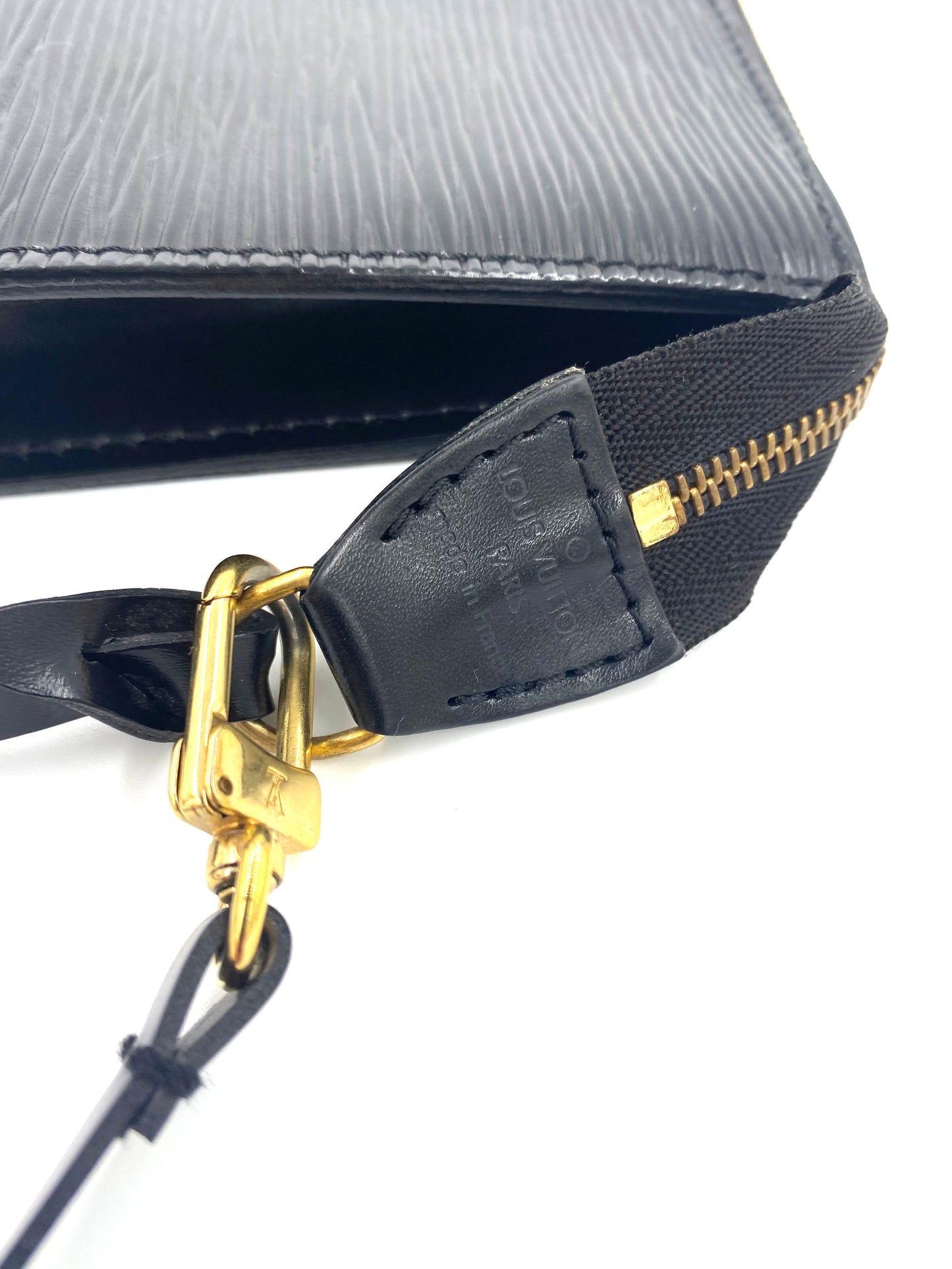 LOUIS VUITTON Clutch Pochette Accessoires Epi noir