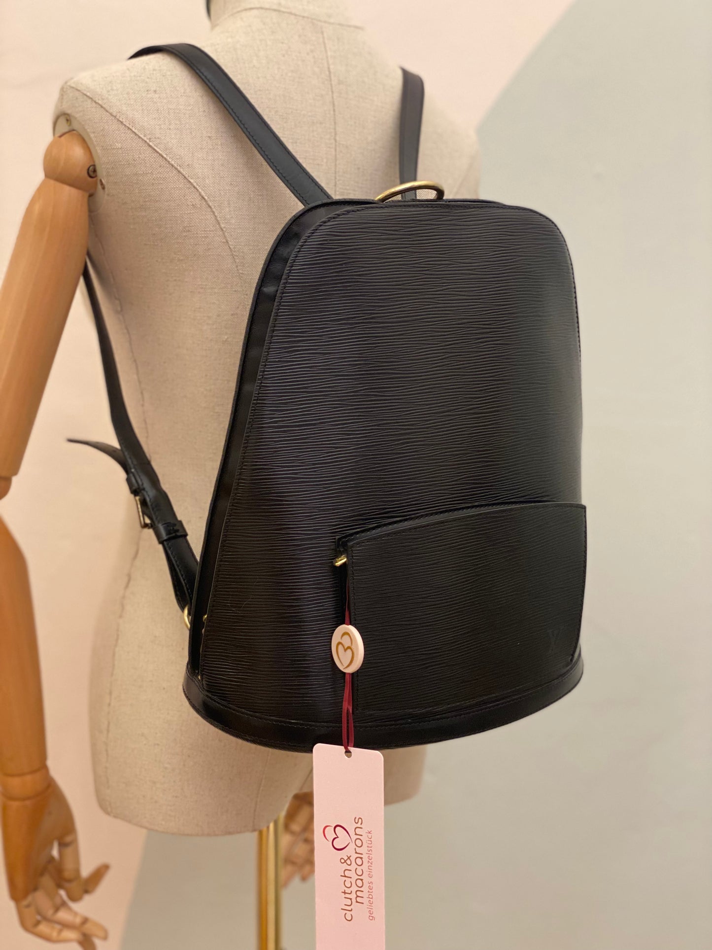 LOUIS VUITTON Rucksack Gobelins Epi schwarz