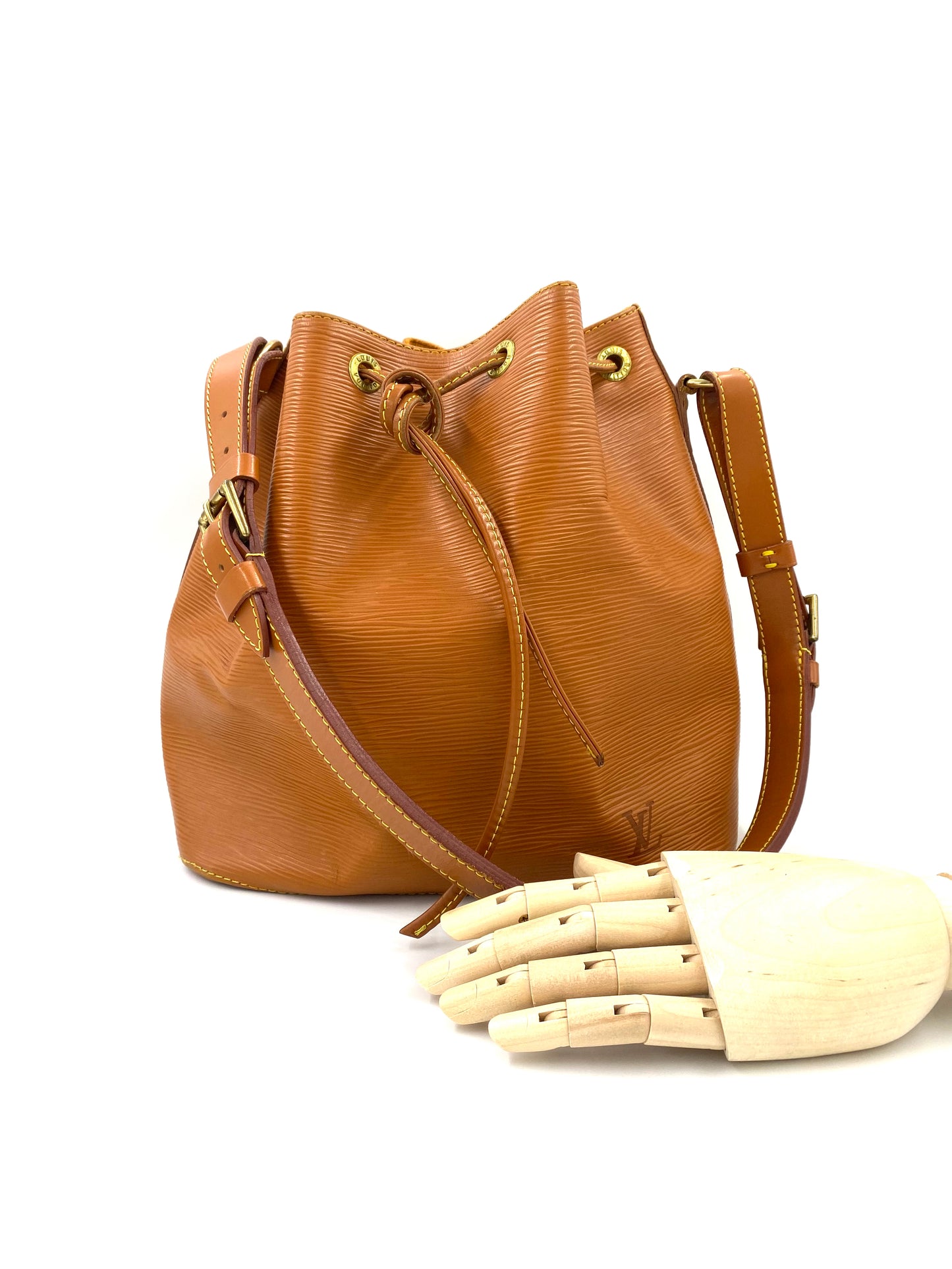 LOUIS VUITTON Noe petit Epileder cognac