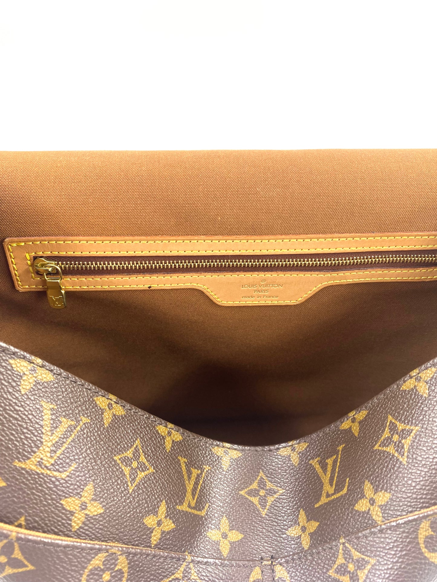 LOUIS VUITTON Messengerbag Abesses Monogram Canvas